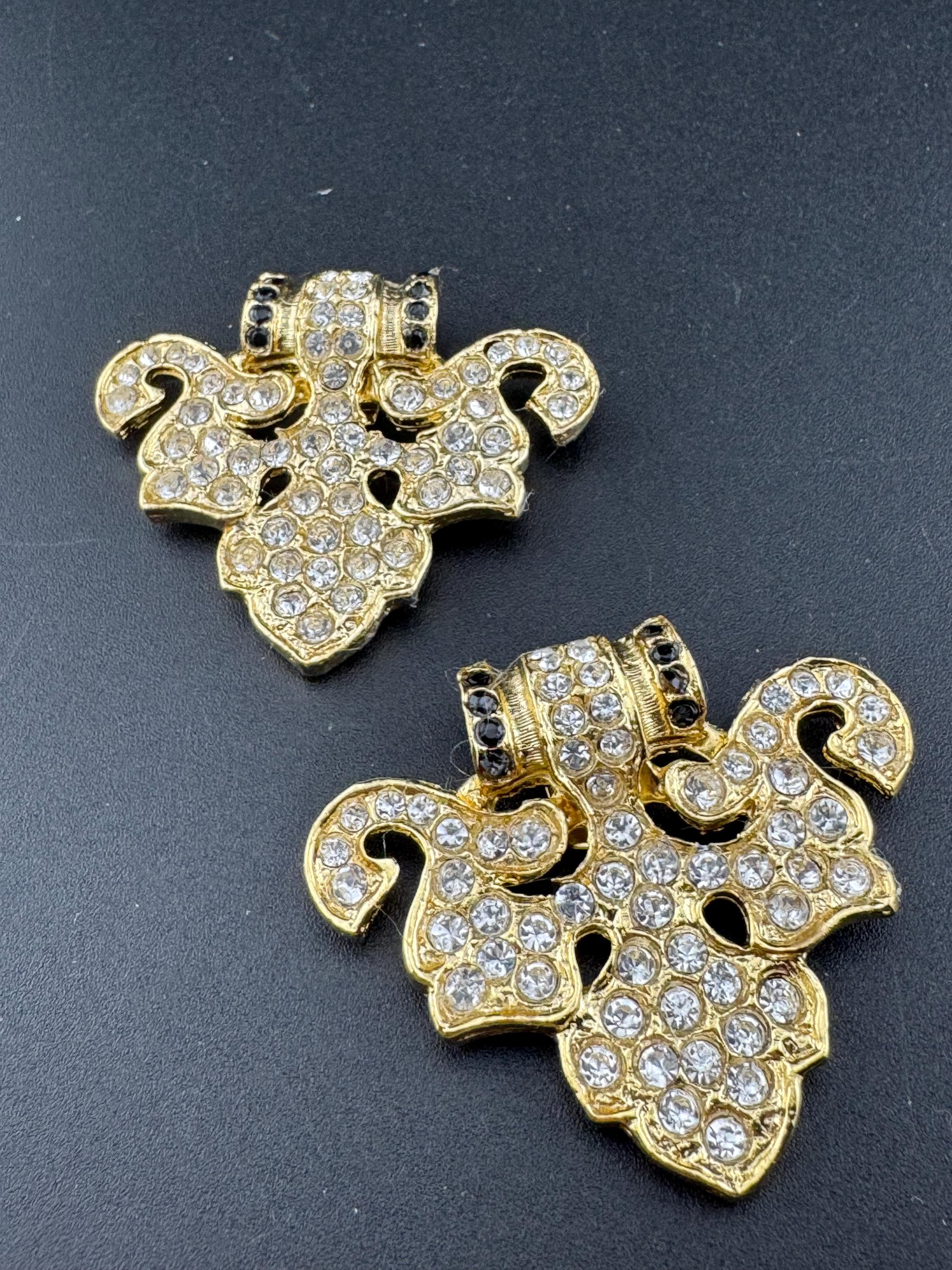 vintage Swarovski rhinestone pair of gold tone ornate shoe or dress clip clear Glass diamanté paste 5cm wide