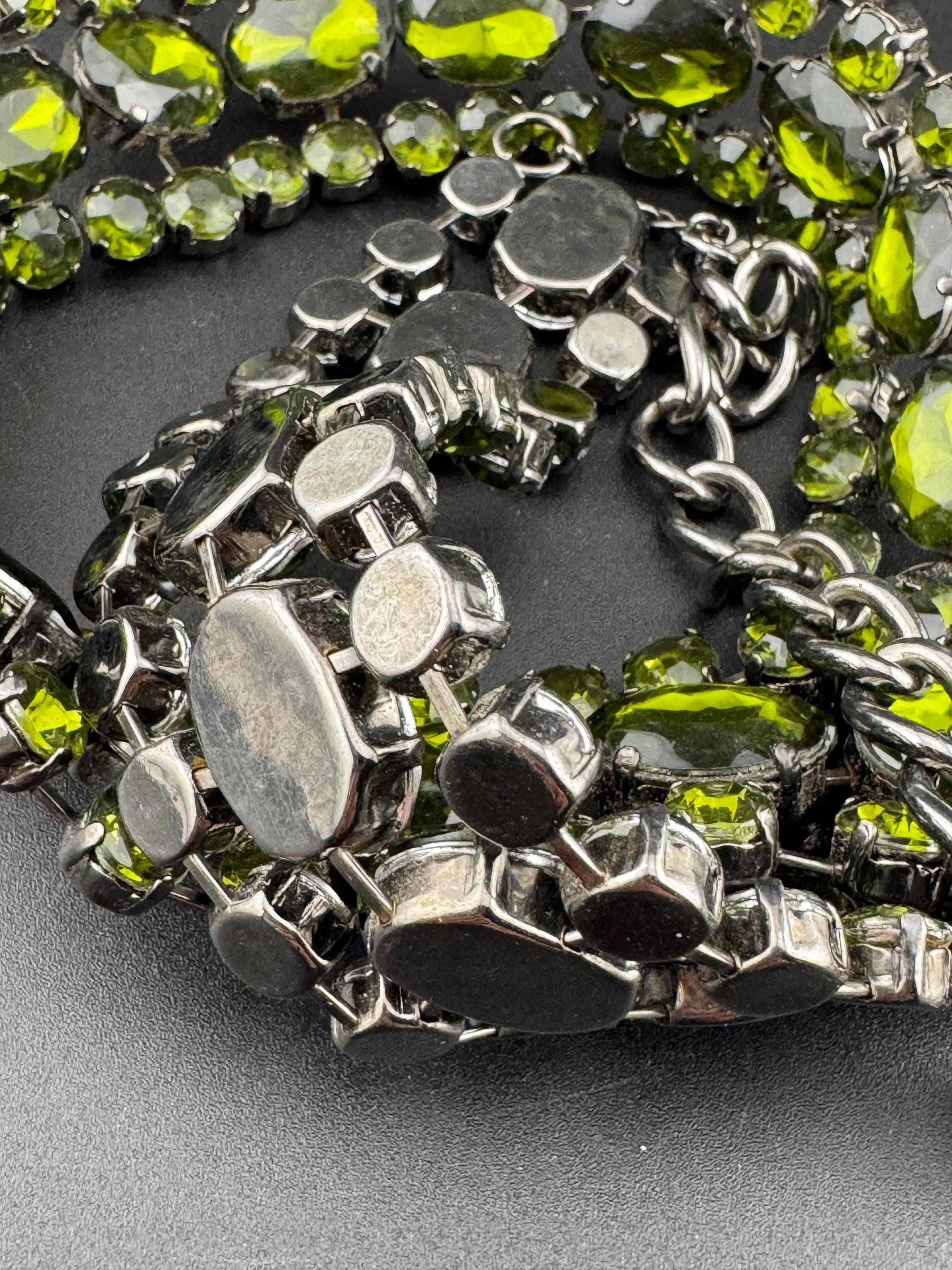 Ladies silver tone dark olive green diamanté 3cm wide chain link belt adjustable to 110cm