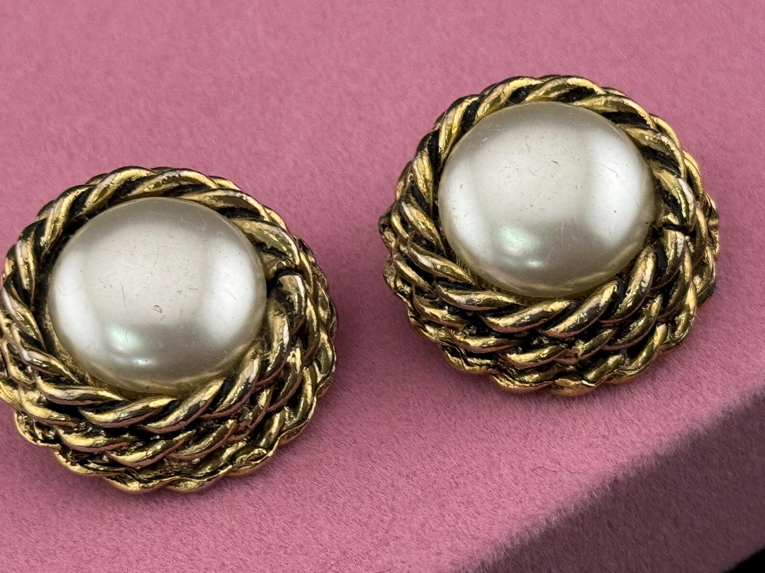 Signed DMJ Vintage gold tone ornate large round clip on faux pearl Stud button earrings 1980s