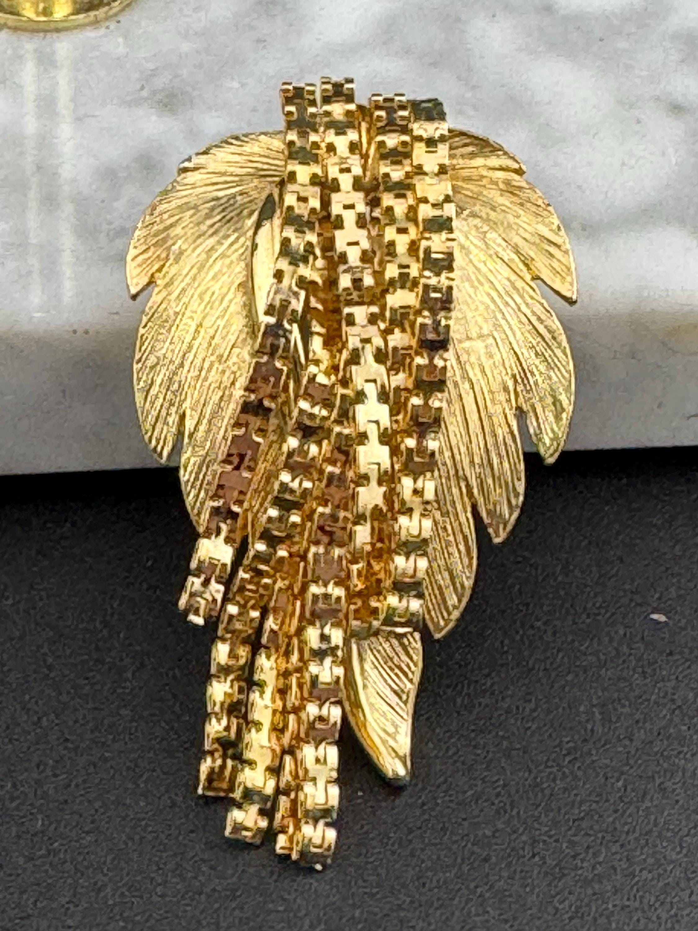 vintage modernist gold plated leaf waterfall fancy chain tassel brooch 1970s