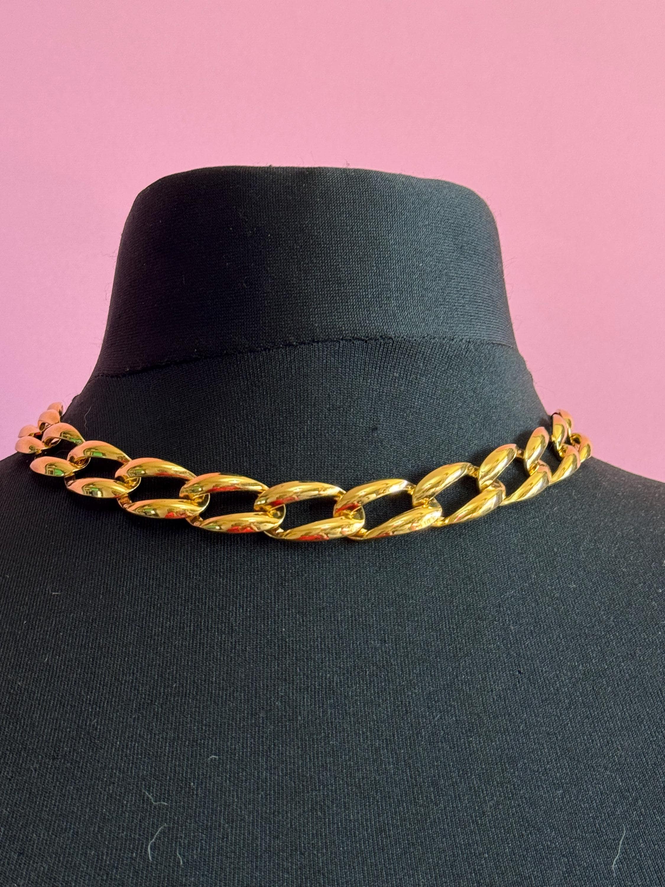 1990s vintage gold tone chunky wide chain link collar necklace and matching bracelet jewellery set