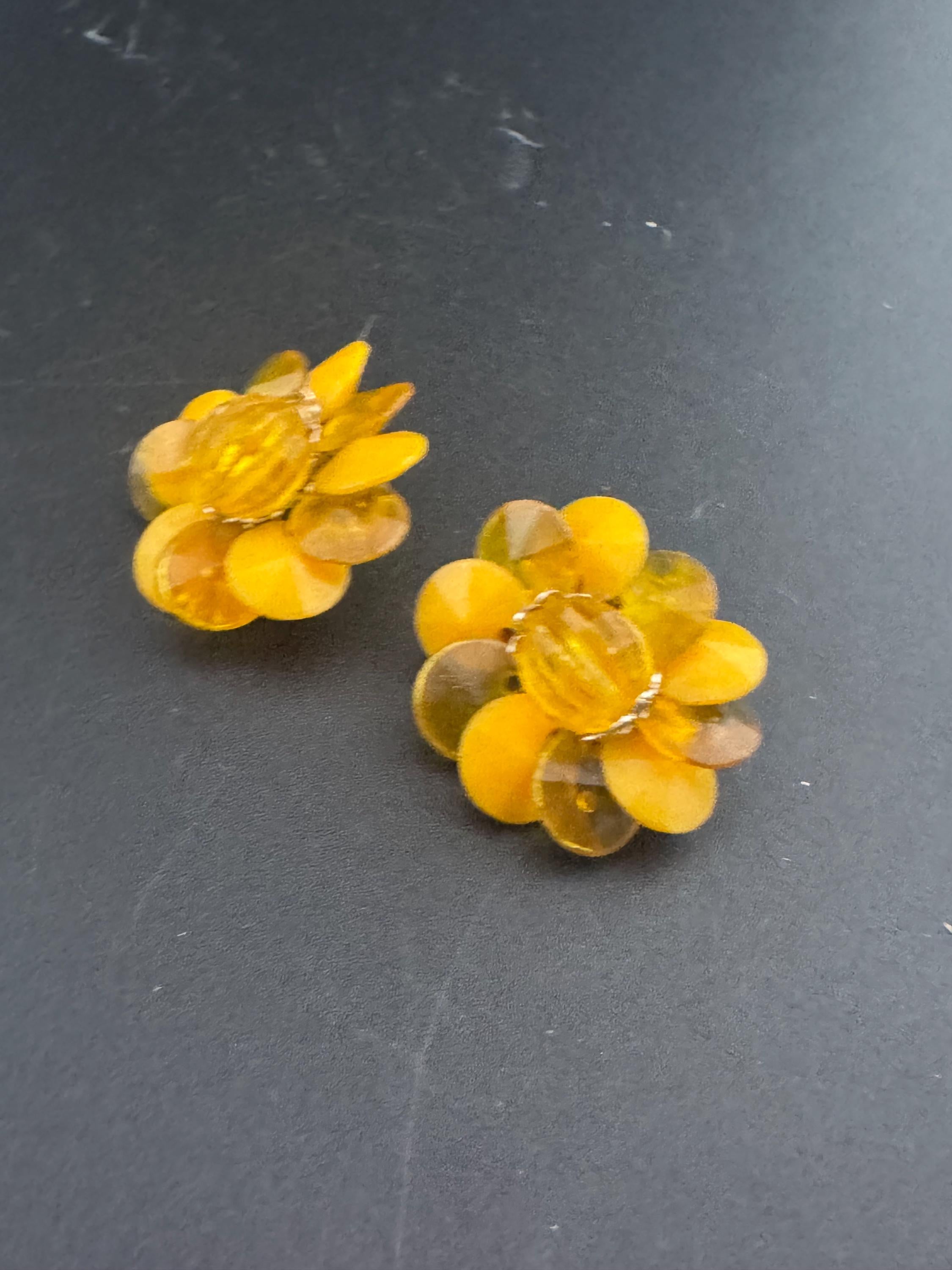 Vintage 1950s tangerine light orange  plastic Cluster Clip On Earrings