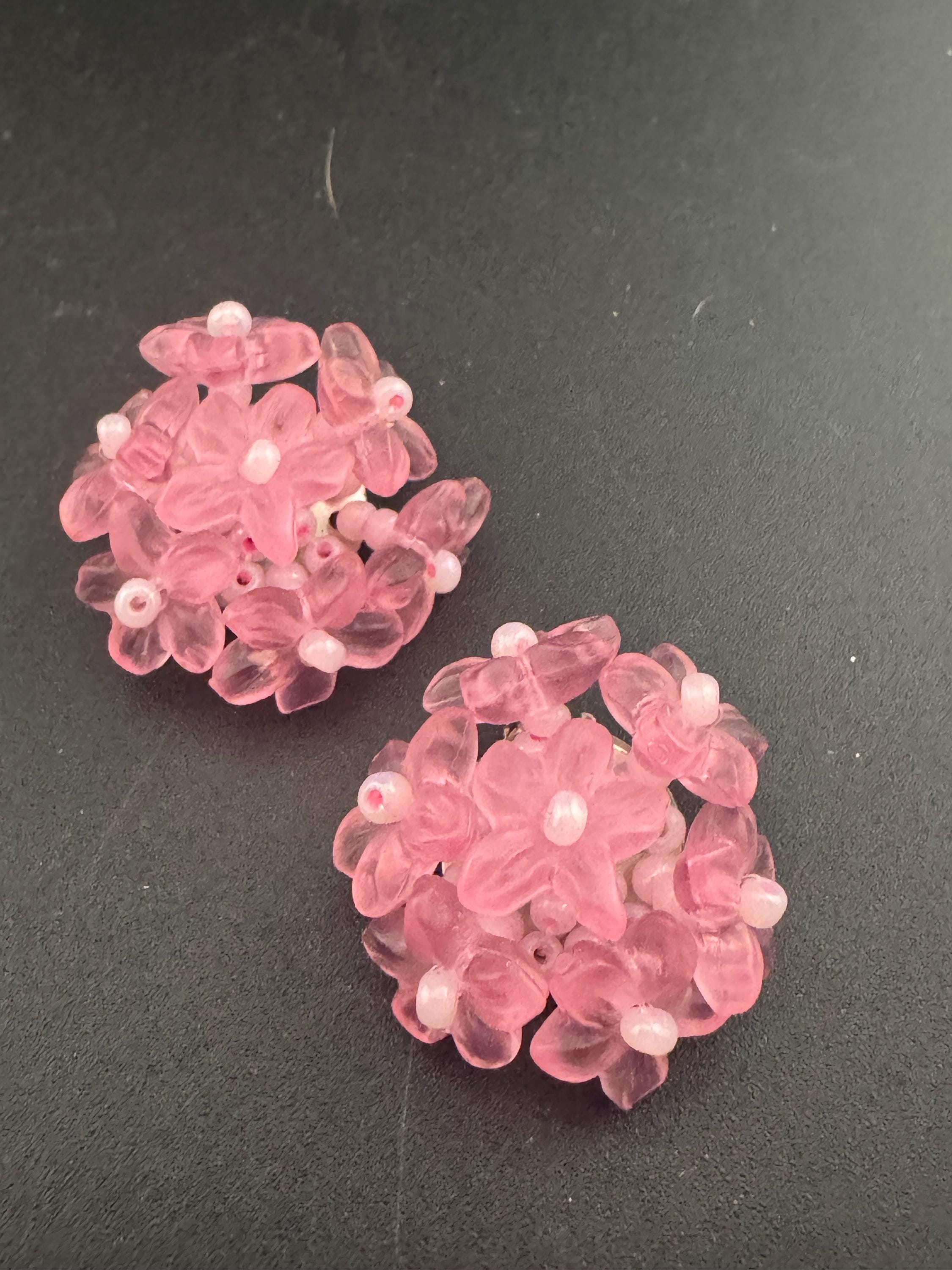 Vintage Funky pink floral plastic  beaded Cluster Clip On Earrings