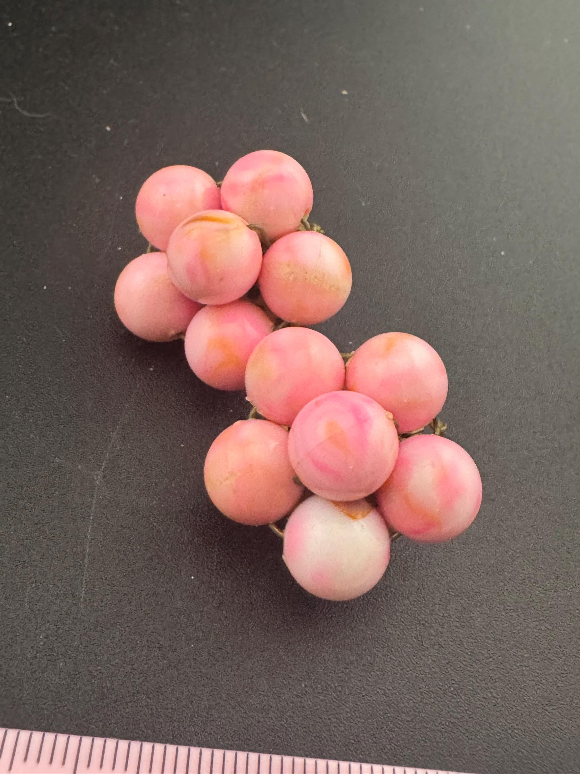 Vintage 1950s 1960s bubblegum pink plastic beaded Cluster Clip On Earrings