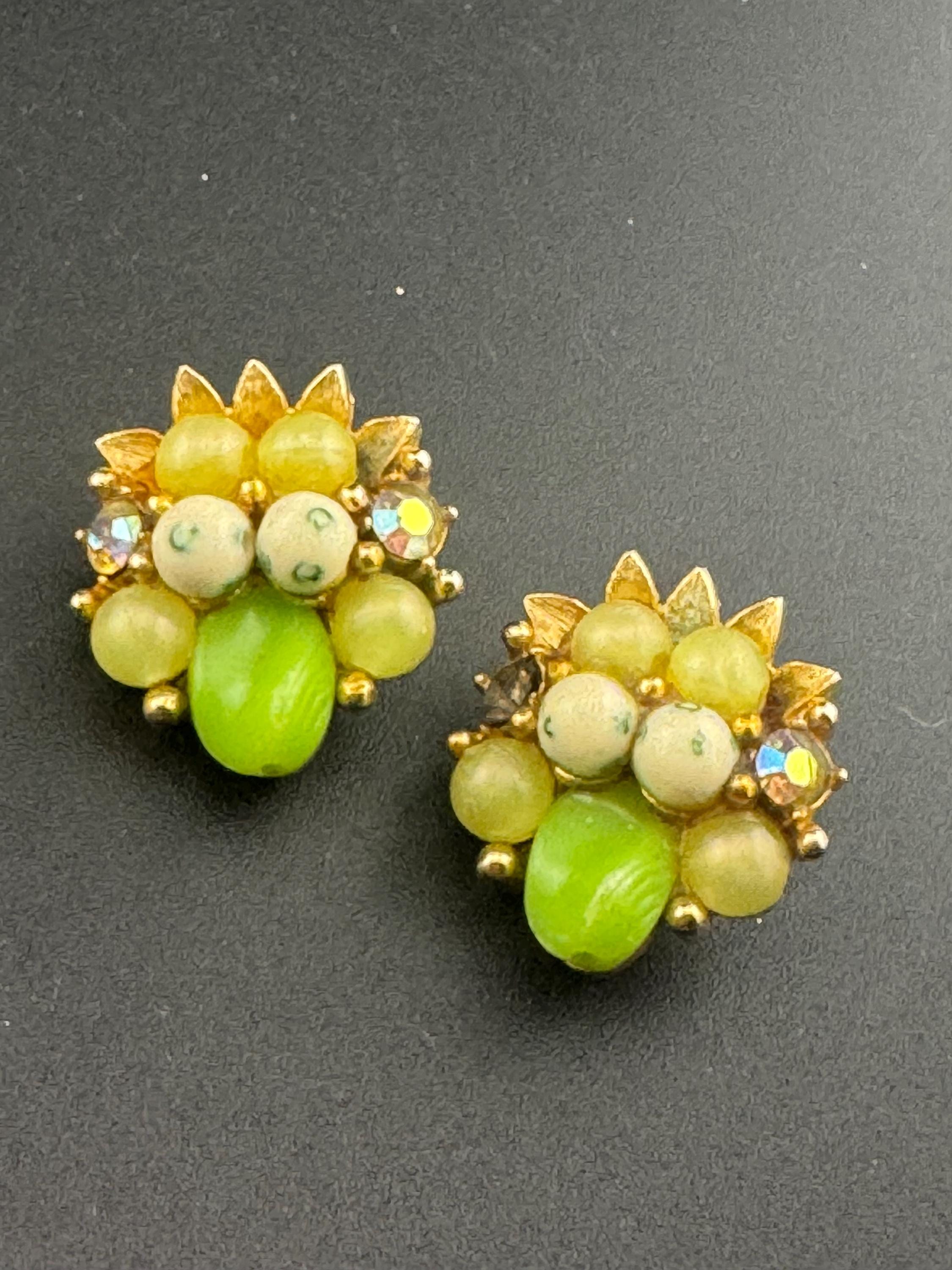 Vintage yellow green mixed Glass beaded Cluster Clip On Earrings