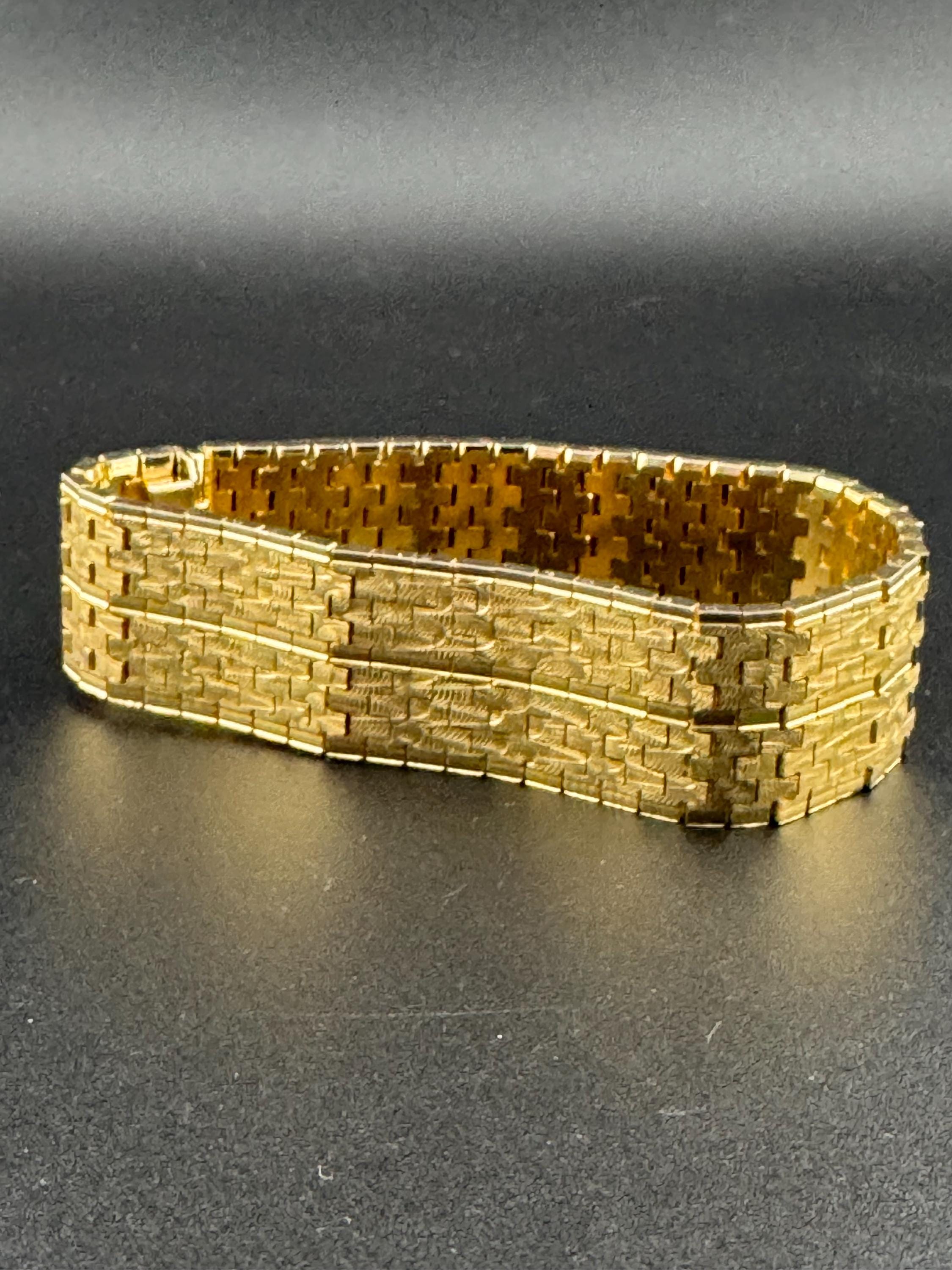 1970s articulated flat stamped Italy plaque gold plated cuff wrap bracelet 20 x 2cm Italian style good condition