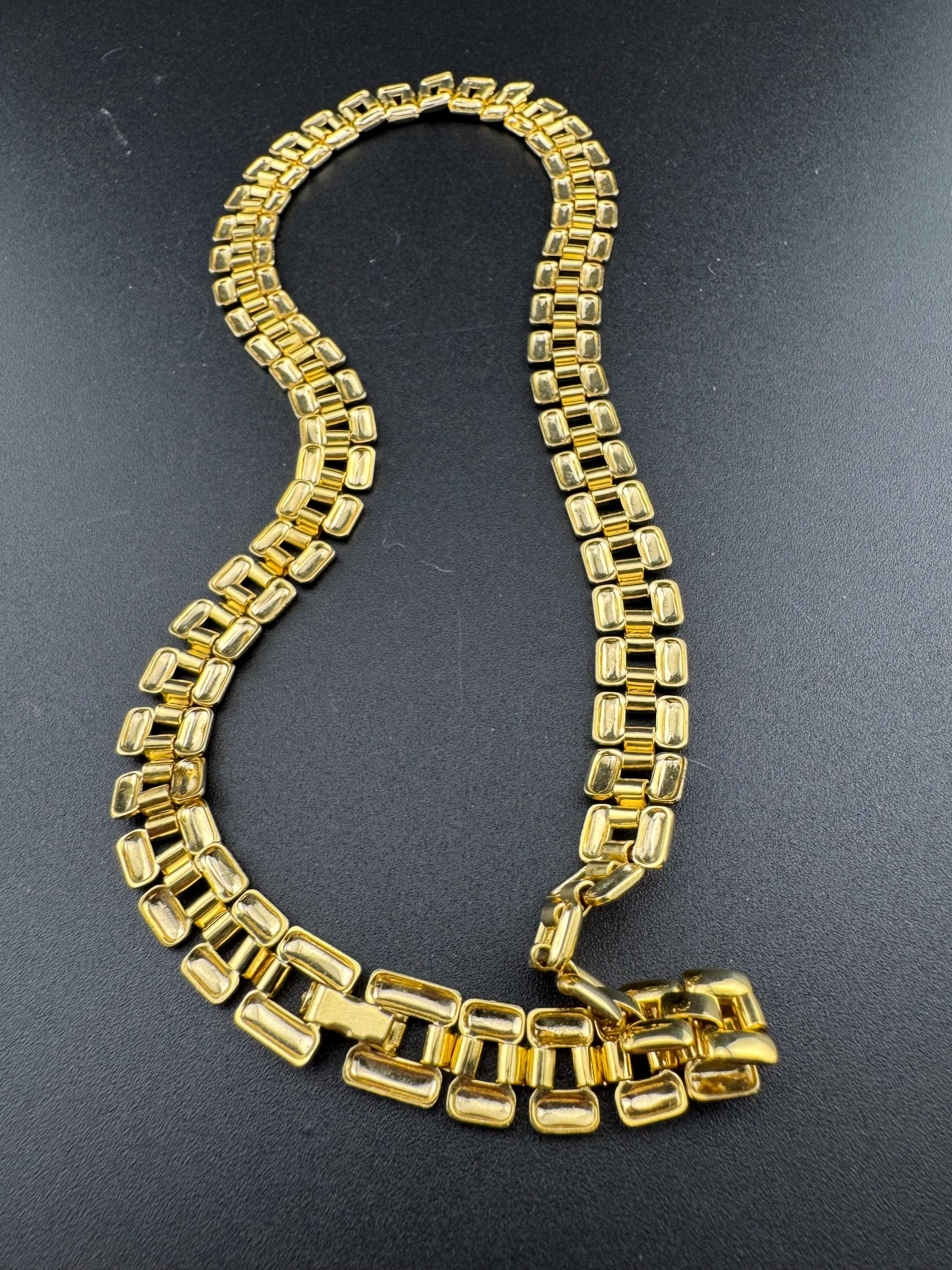 Retro 1980s slim panther link gold tone choker necklace