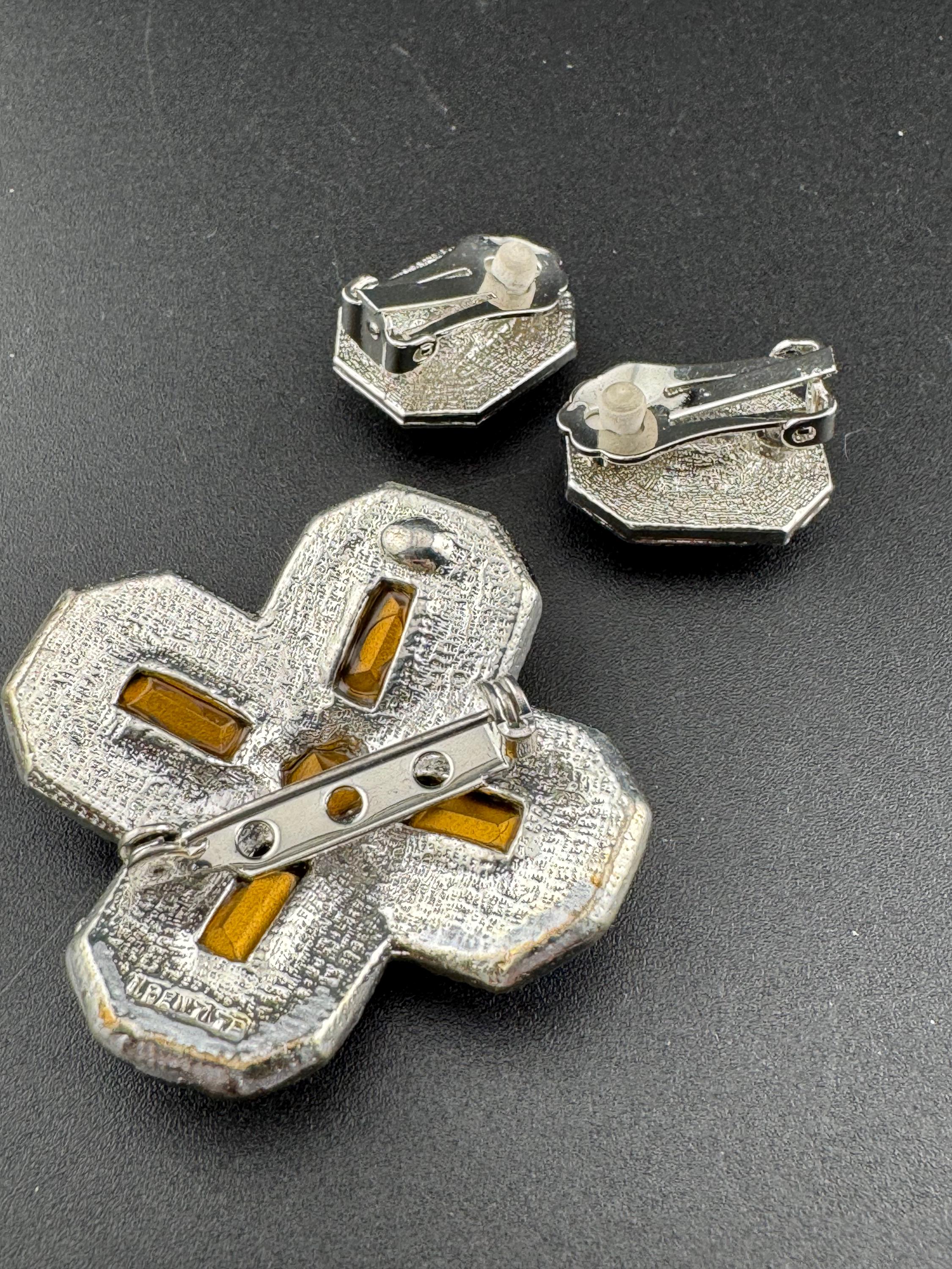 Vintage 1980s Swarovski silver tone crystal set clear diamanté octagonal clip on earrings with matching cross brooch