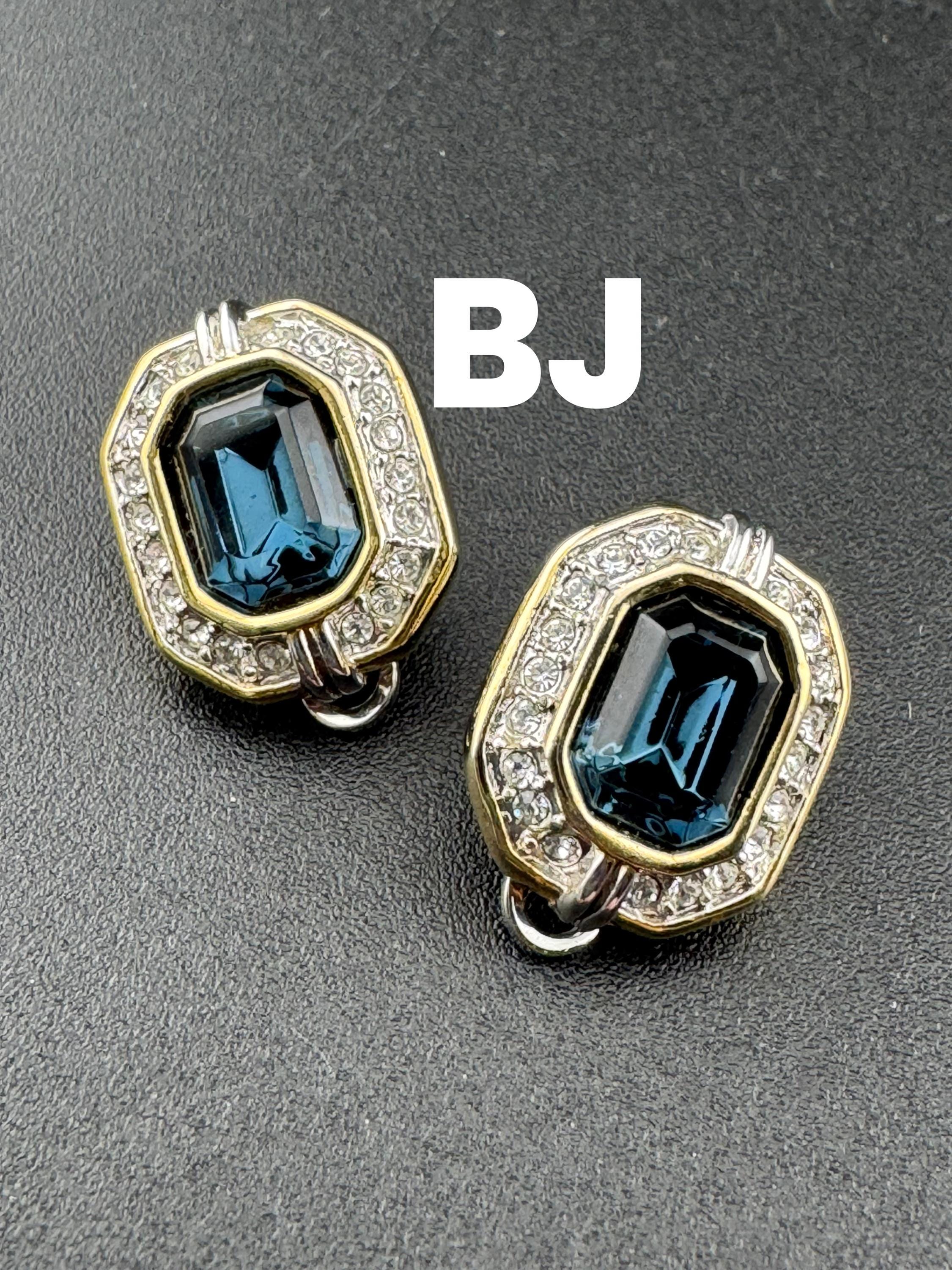 Signed BJ Beatrix Jewellery Vintage silver tone sapphire blue diamanté octagonal small earrings, clip on studs