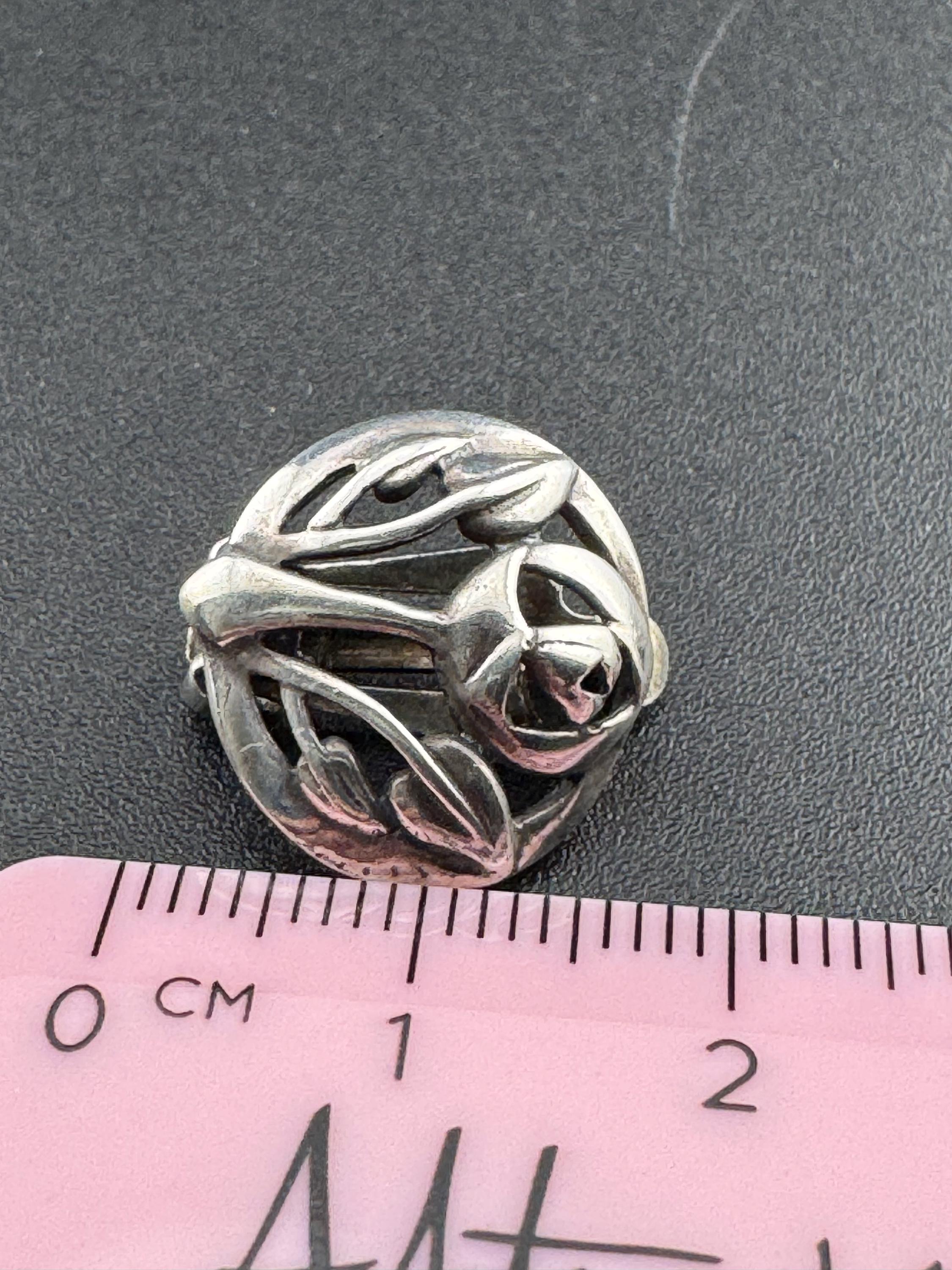 Small Vintage 925 arts and crafts style floral sterling silver clip on earrings 1.5cm