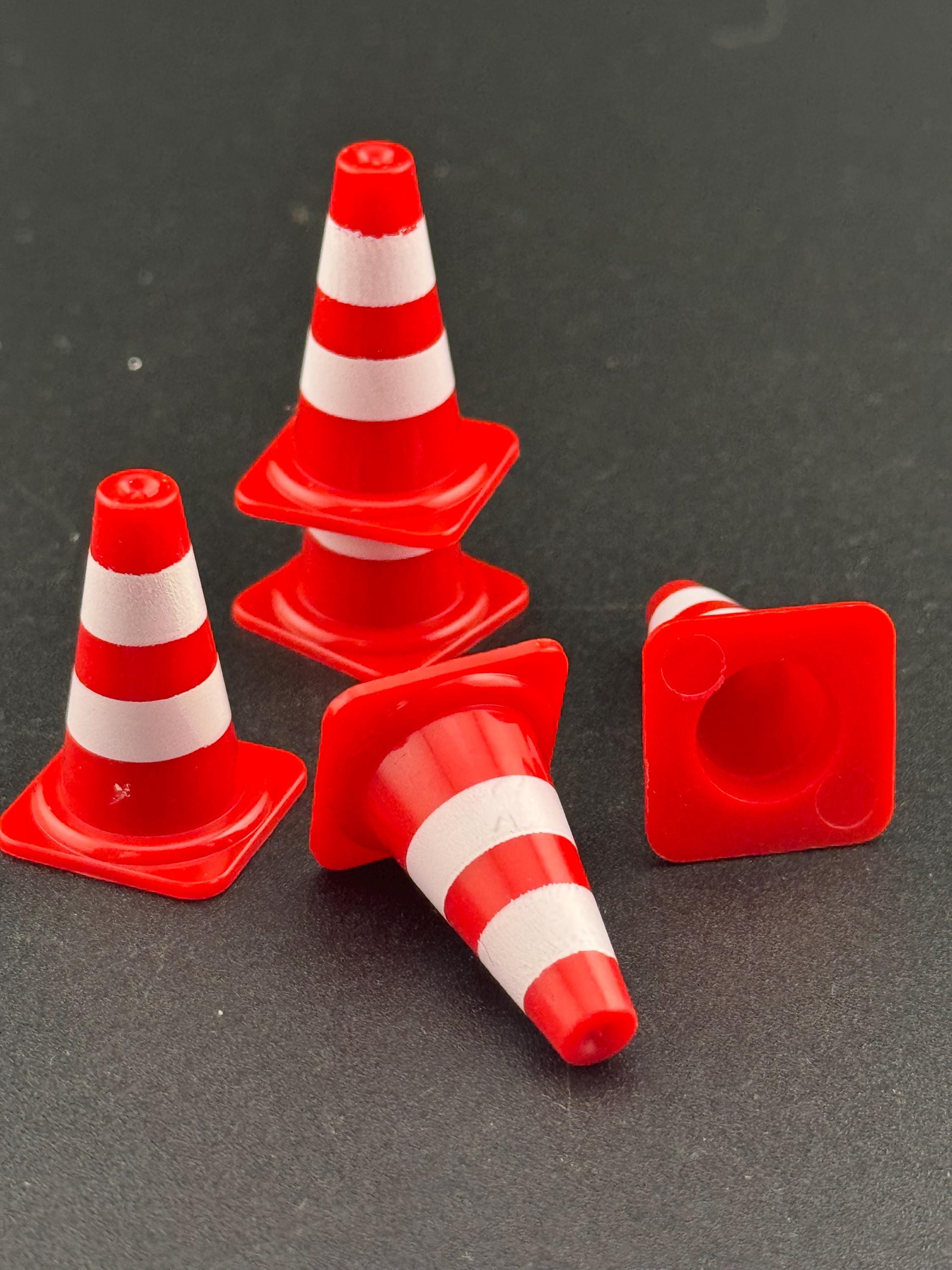 5 x miniature traffic cones cake topper decorations reusable, red and white ideal boys football or driving test cakes