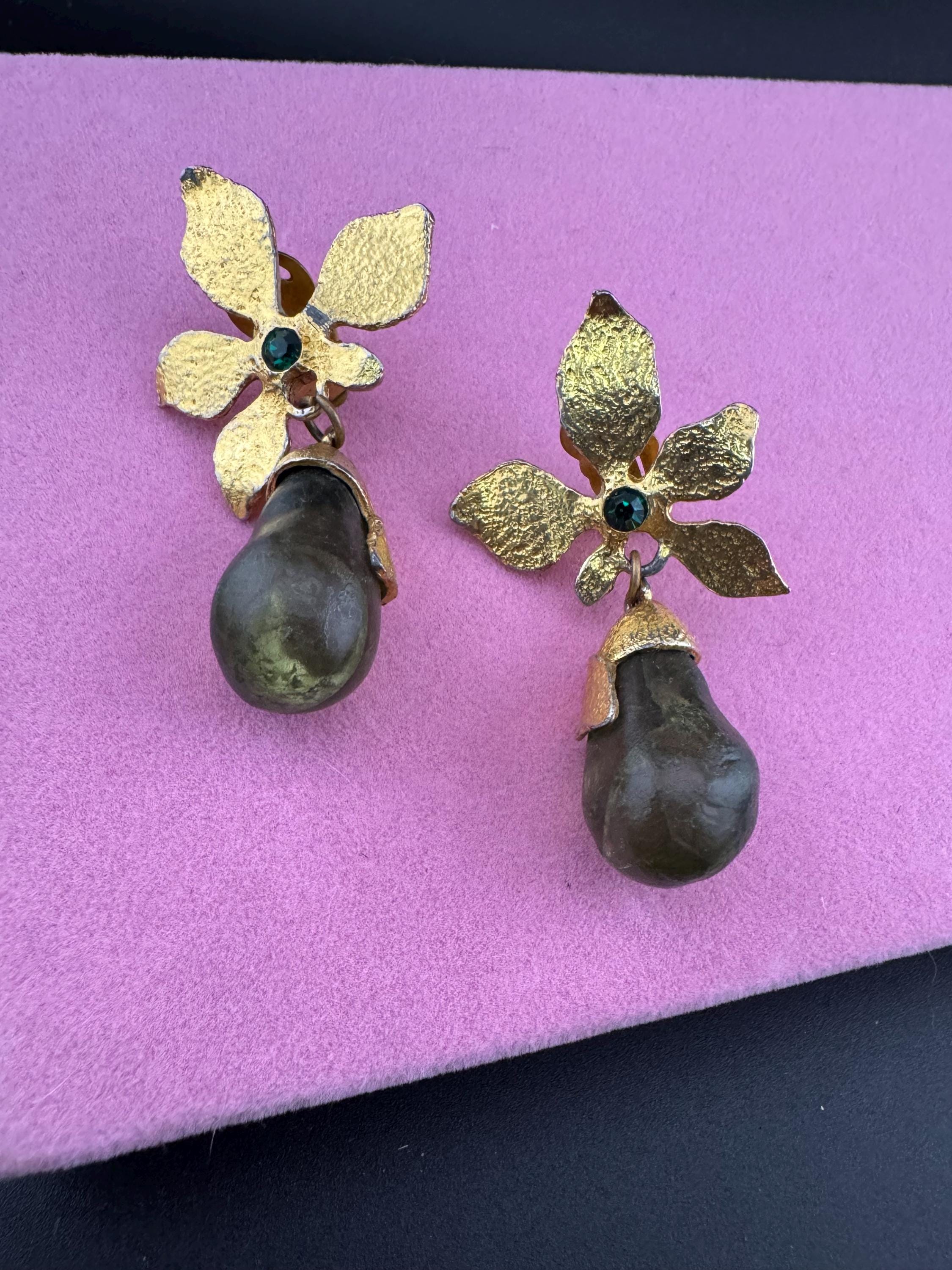 Signed Cecile Jeanne Paris Vintage Gold Tone Etruscan flower drop dangly clip on earrings, vintage French