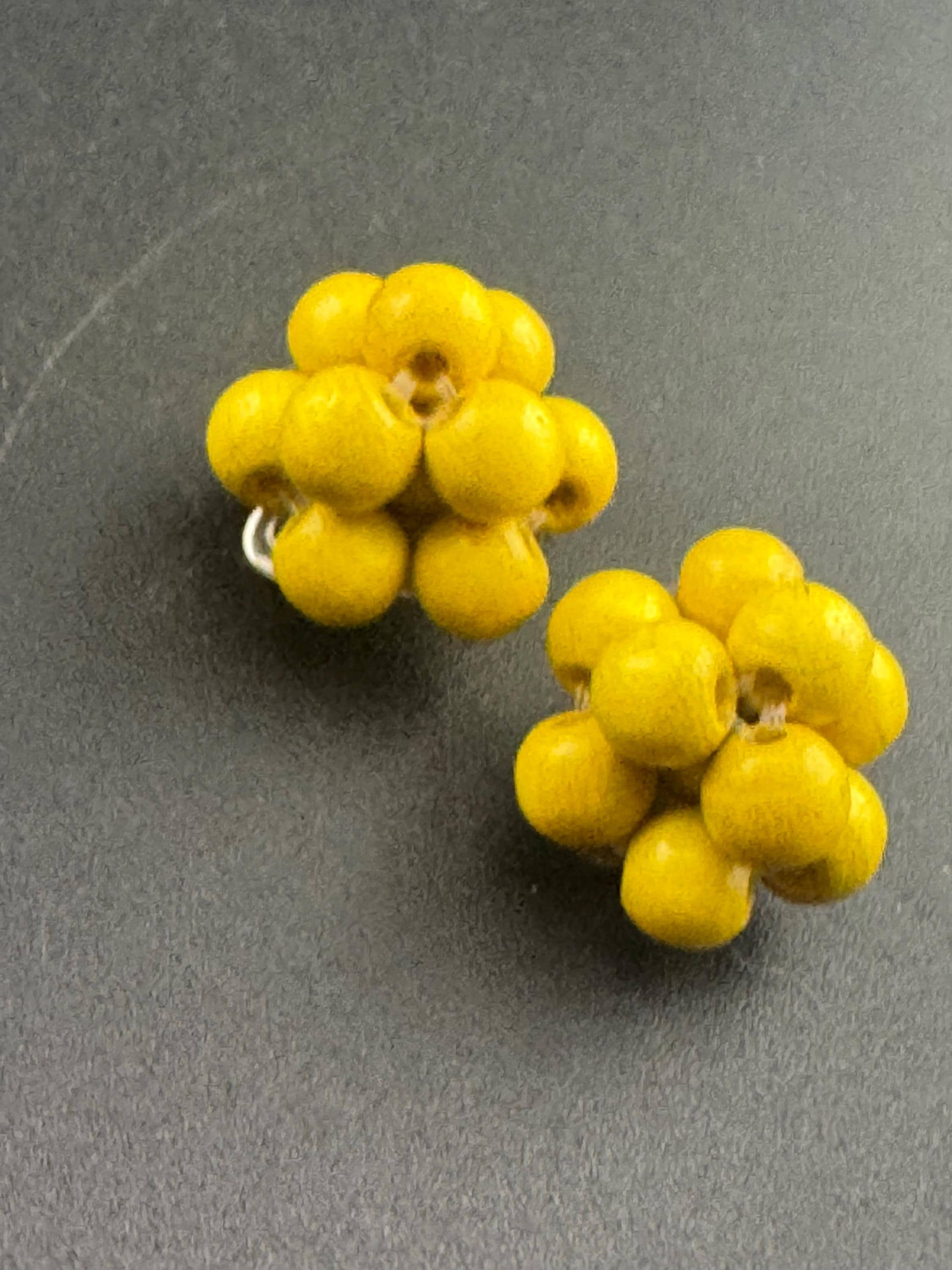 Vintage natural wooden round bright yellow beaded cluster earrings