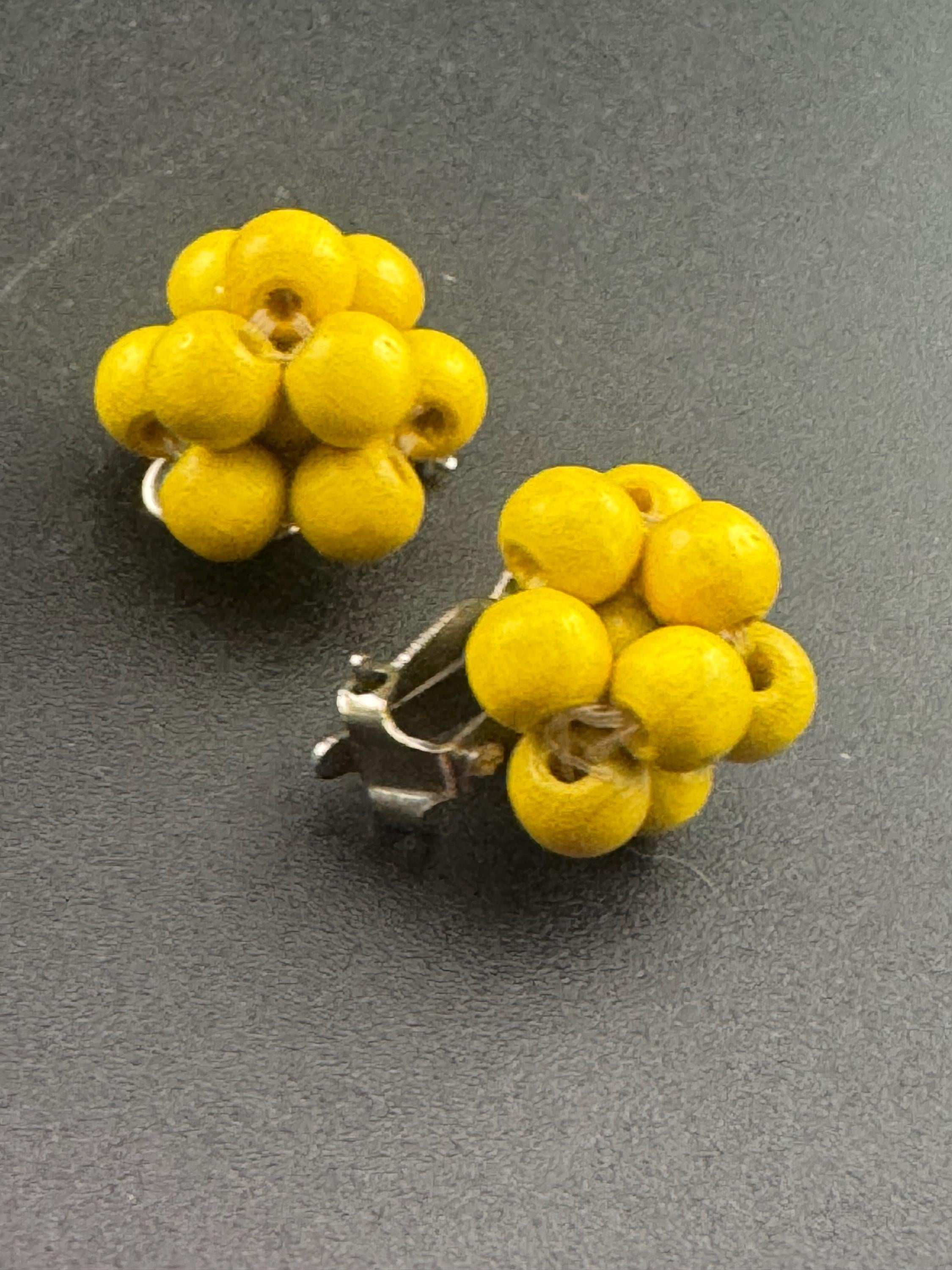 Vintage natural wooden round bright yellow beaded cluster earrings