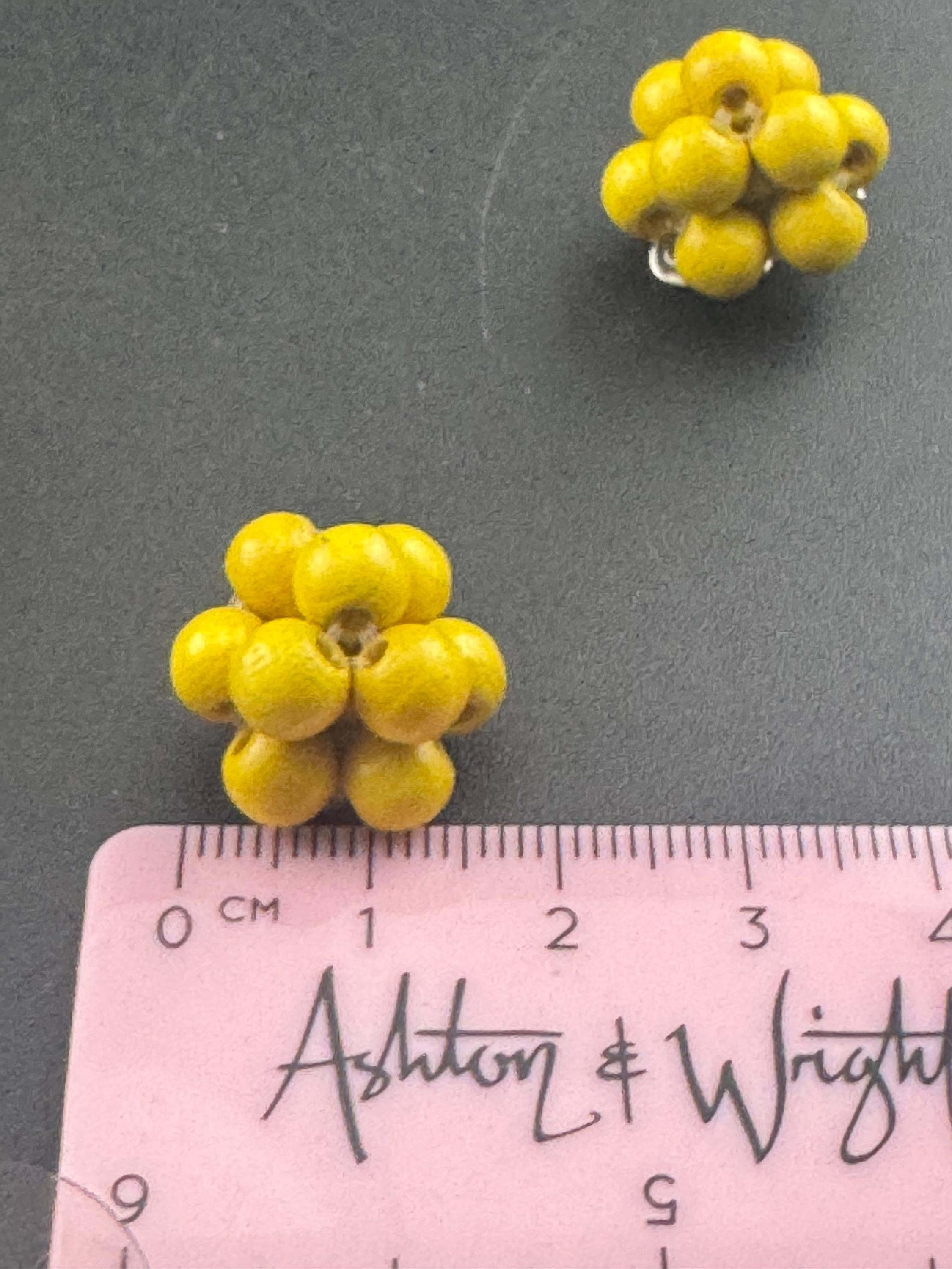 Vintage natural wooden round bright yellow beaded cluster earrings