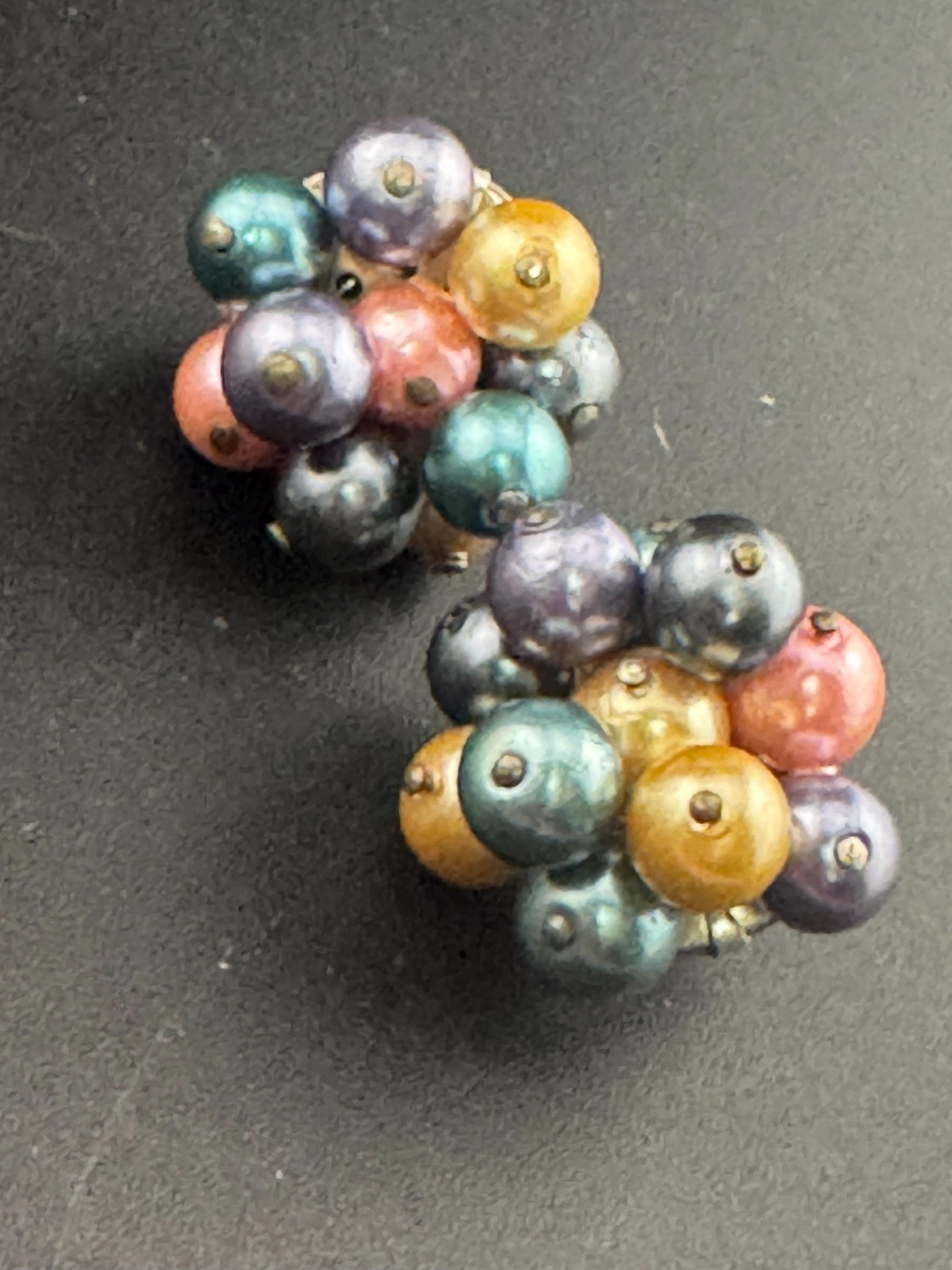 Vintage rainbow faux pearl plastic beaded Cluster Clip On Earrings