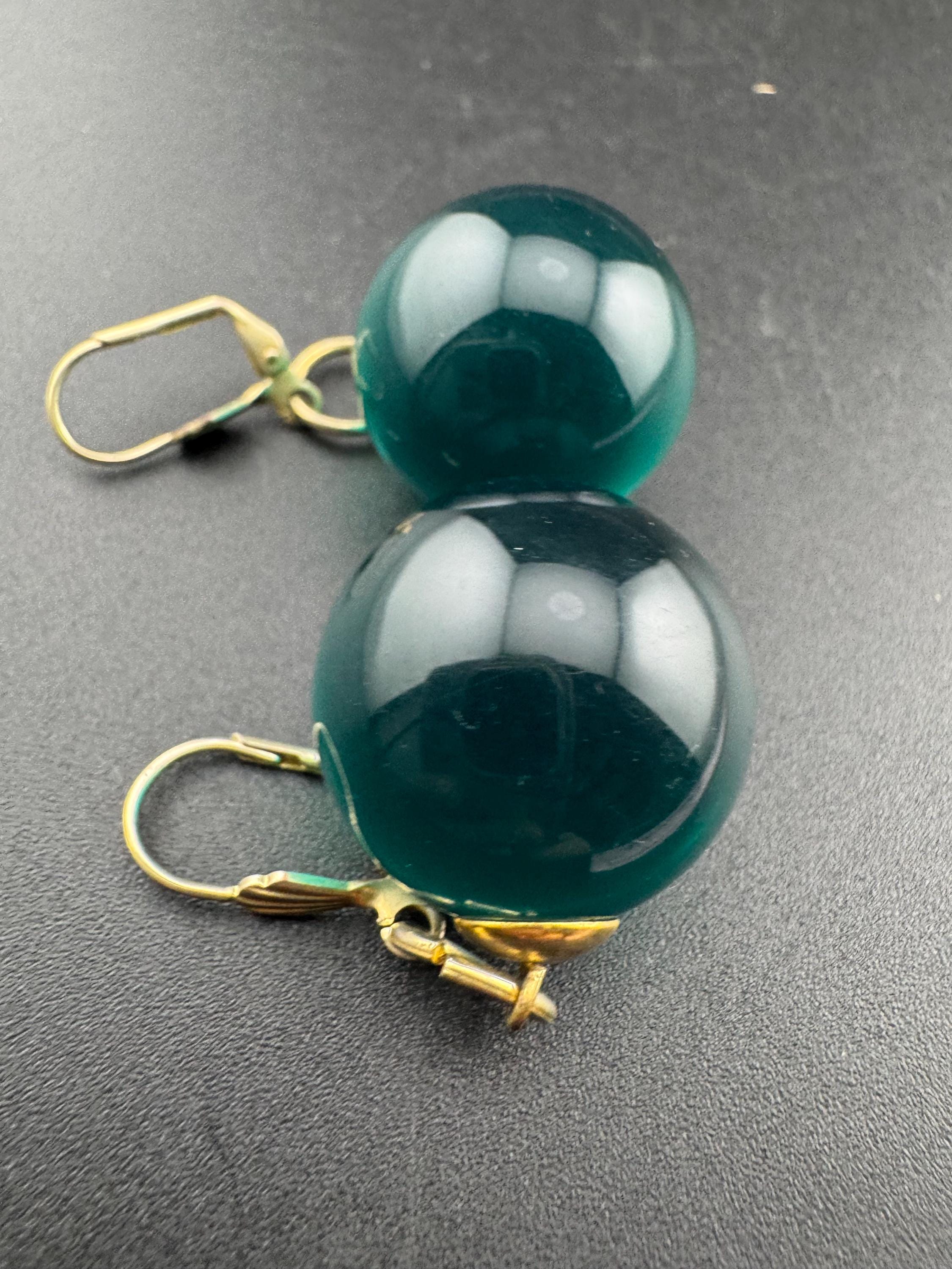 Oversized Emerald green acrylic ball bead dangly gold tone earrings for pierced ears