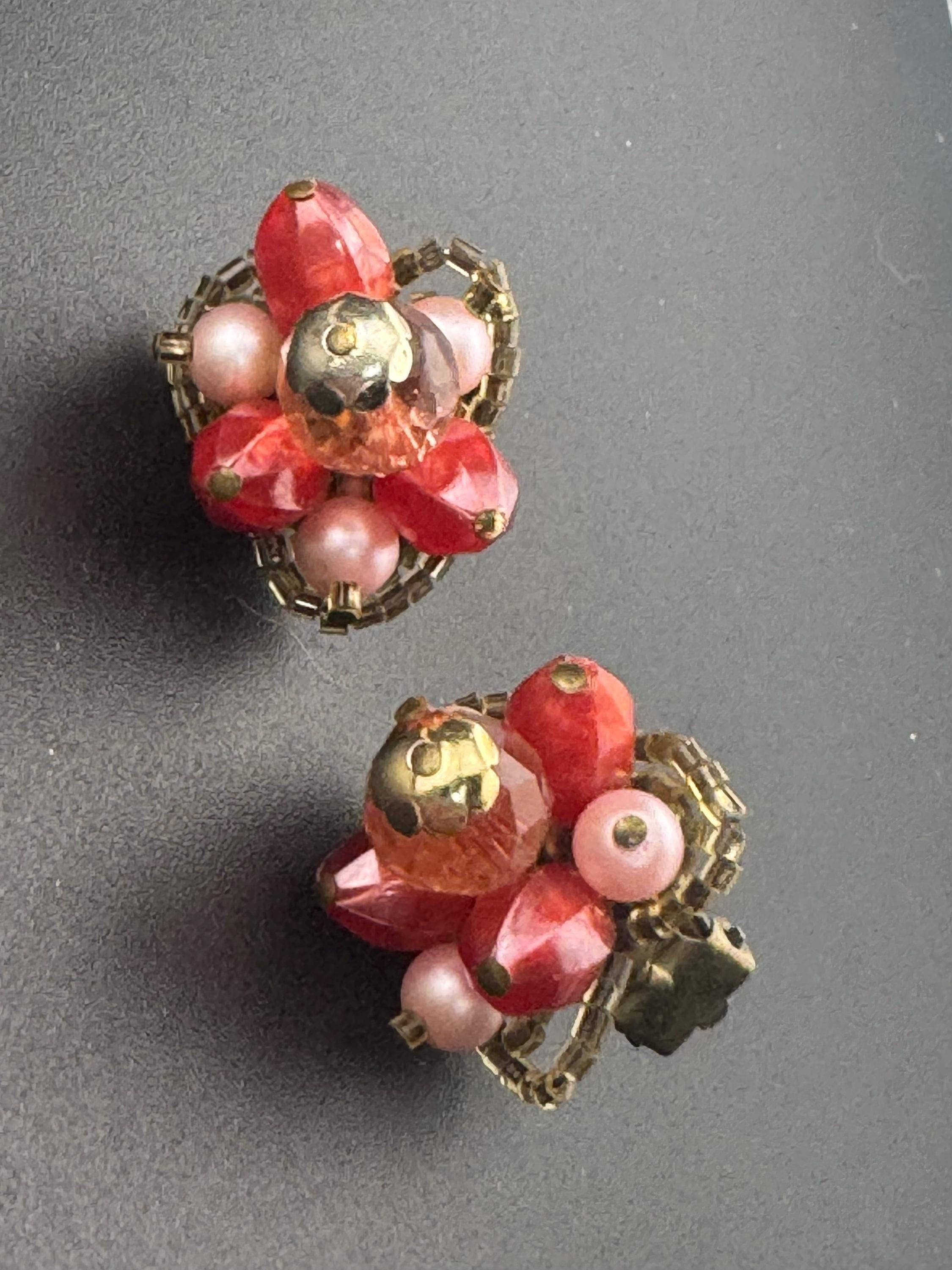 Vintage red pink faux pearl mixed Glass beaded Cluster Clip On Earrings