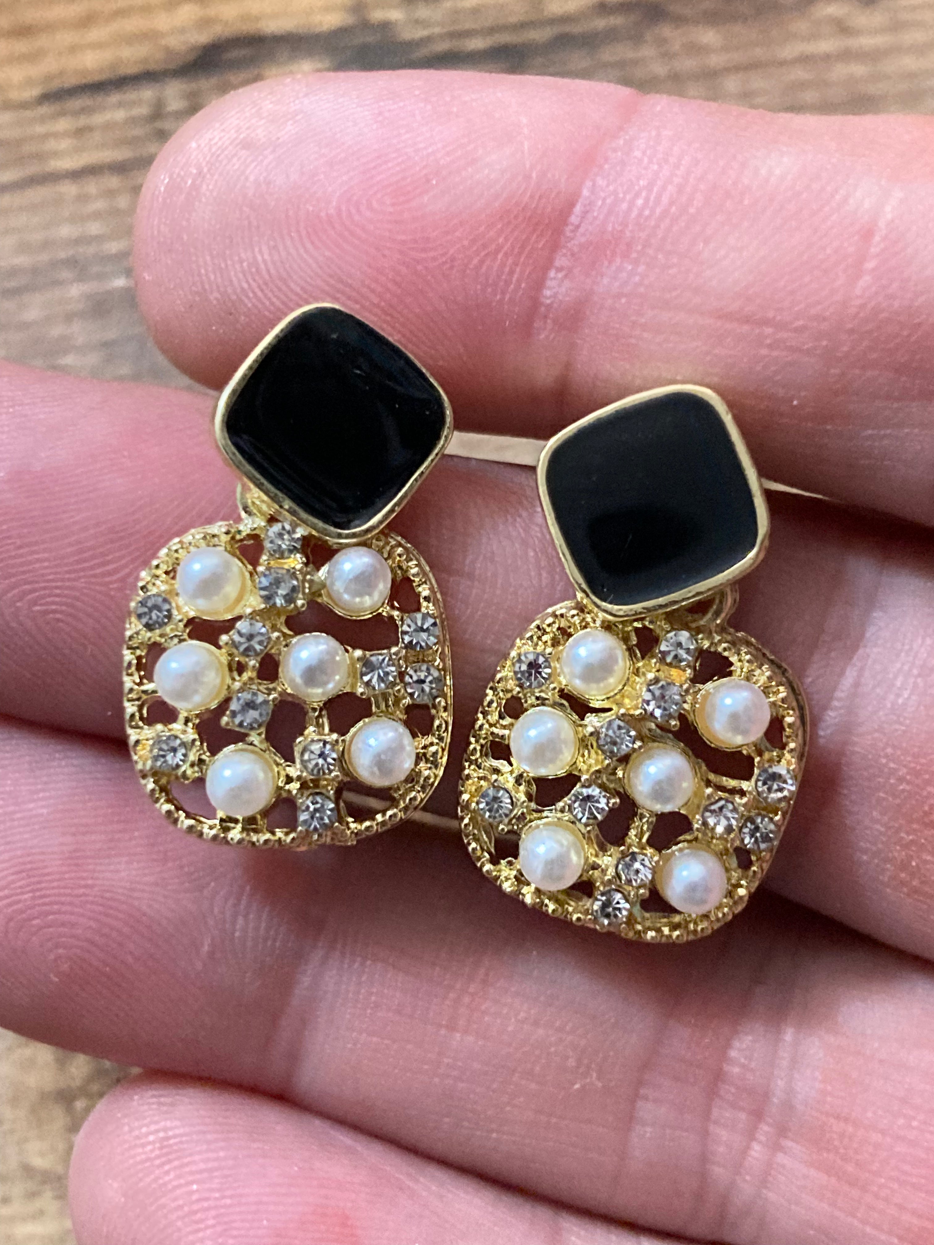 Black enamel and seed pearl gold tone drop earrings pierced