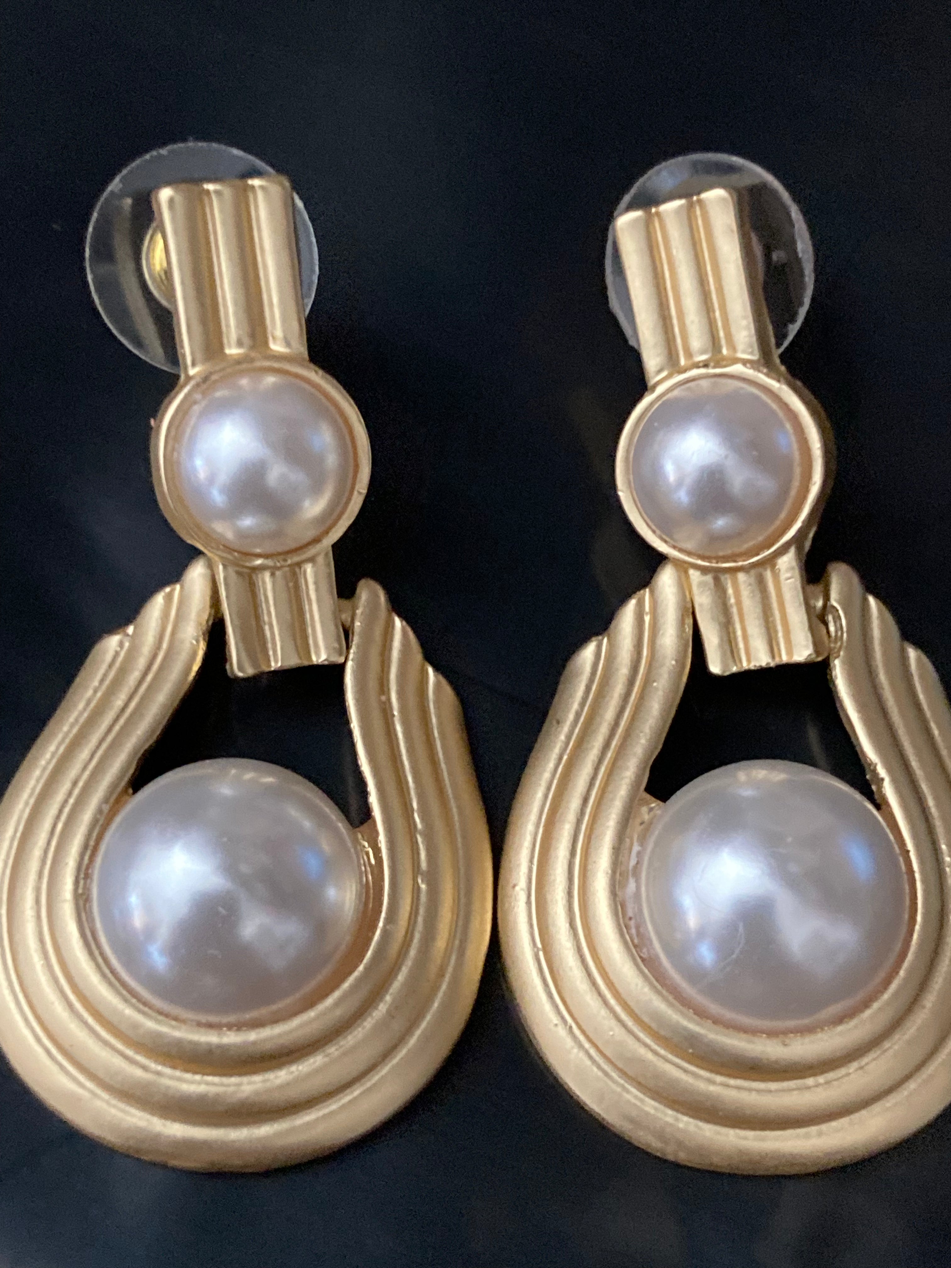 Modernist Etruscan pearl drop earrings gold tone