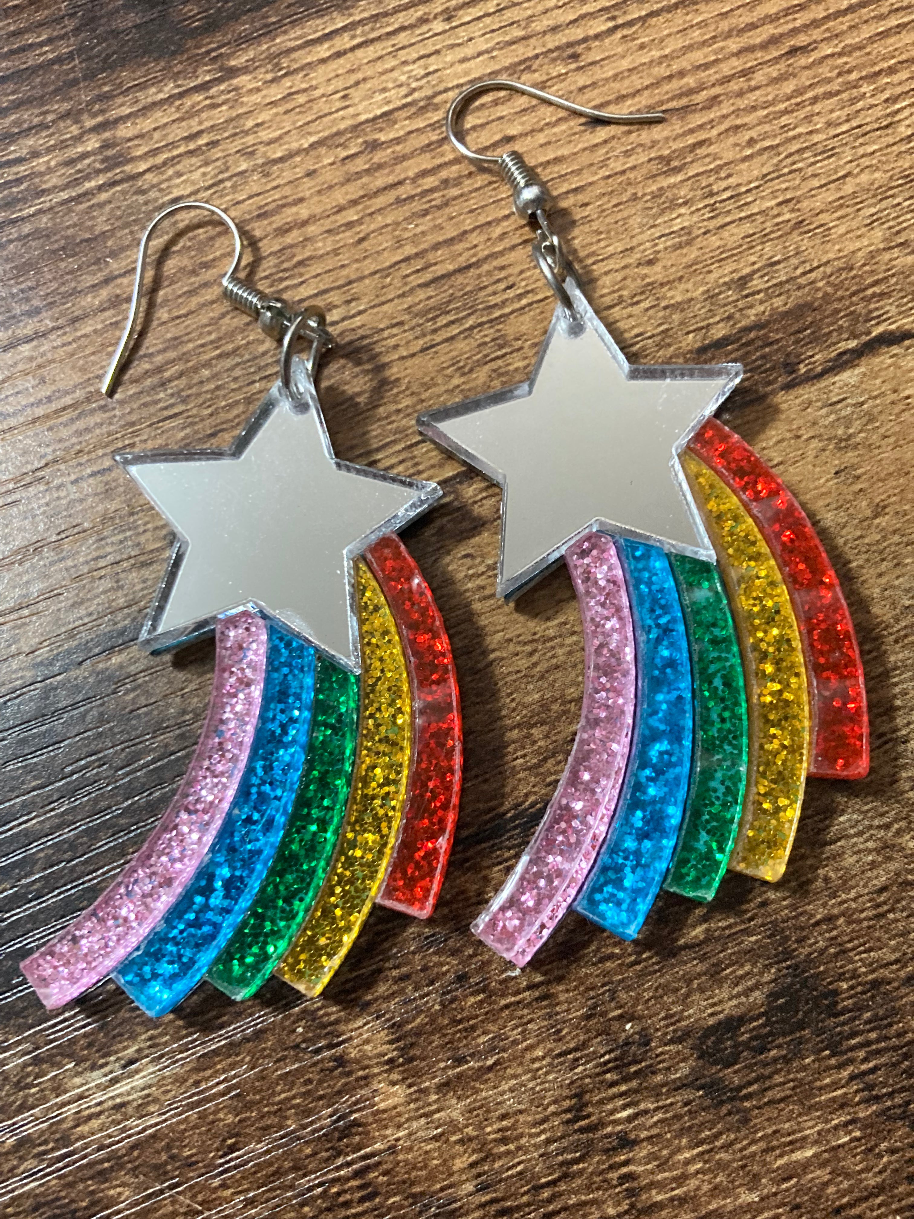 Acrylic rainbow shooting star mirror finish earrings