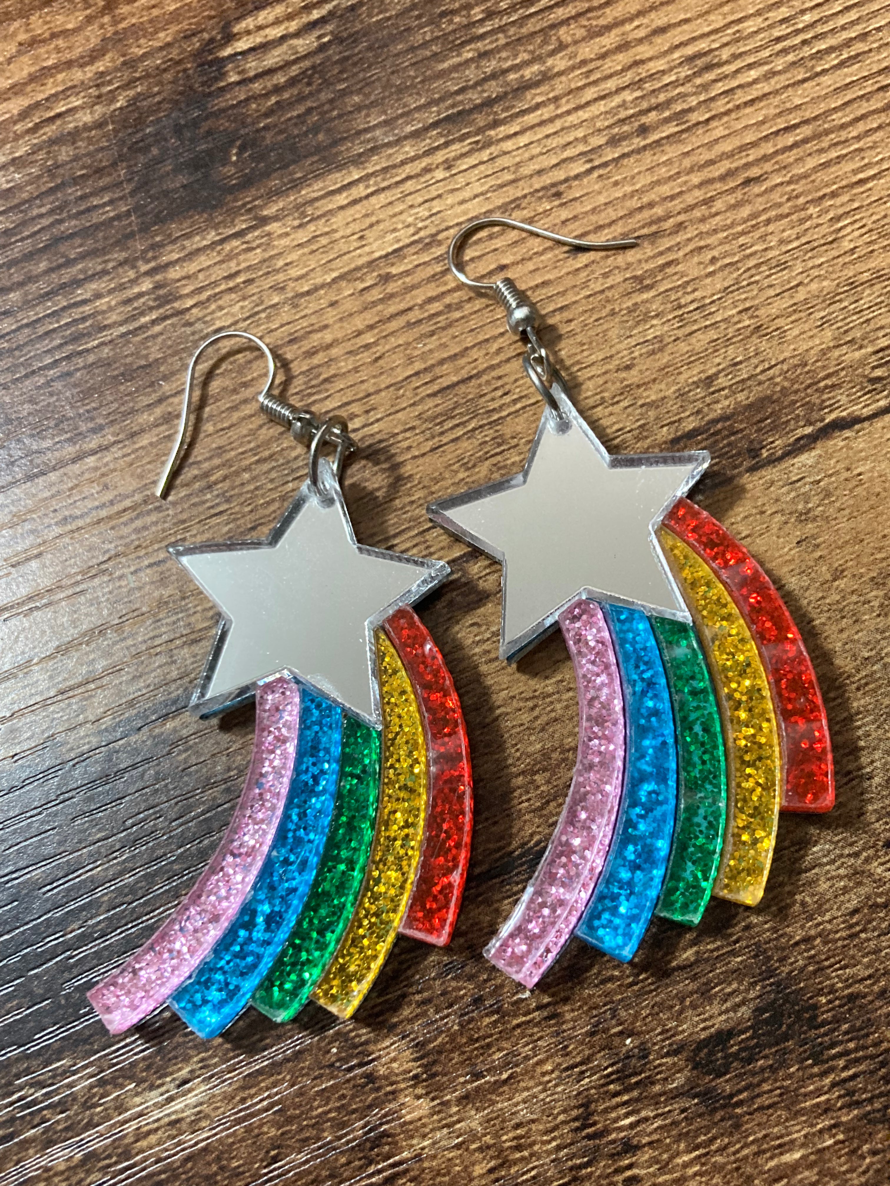 Acrylic rainbow shooting star mirror finish earrings