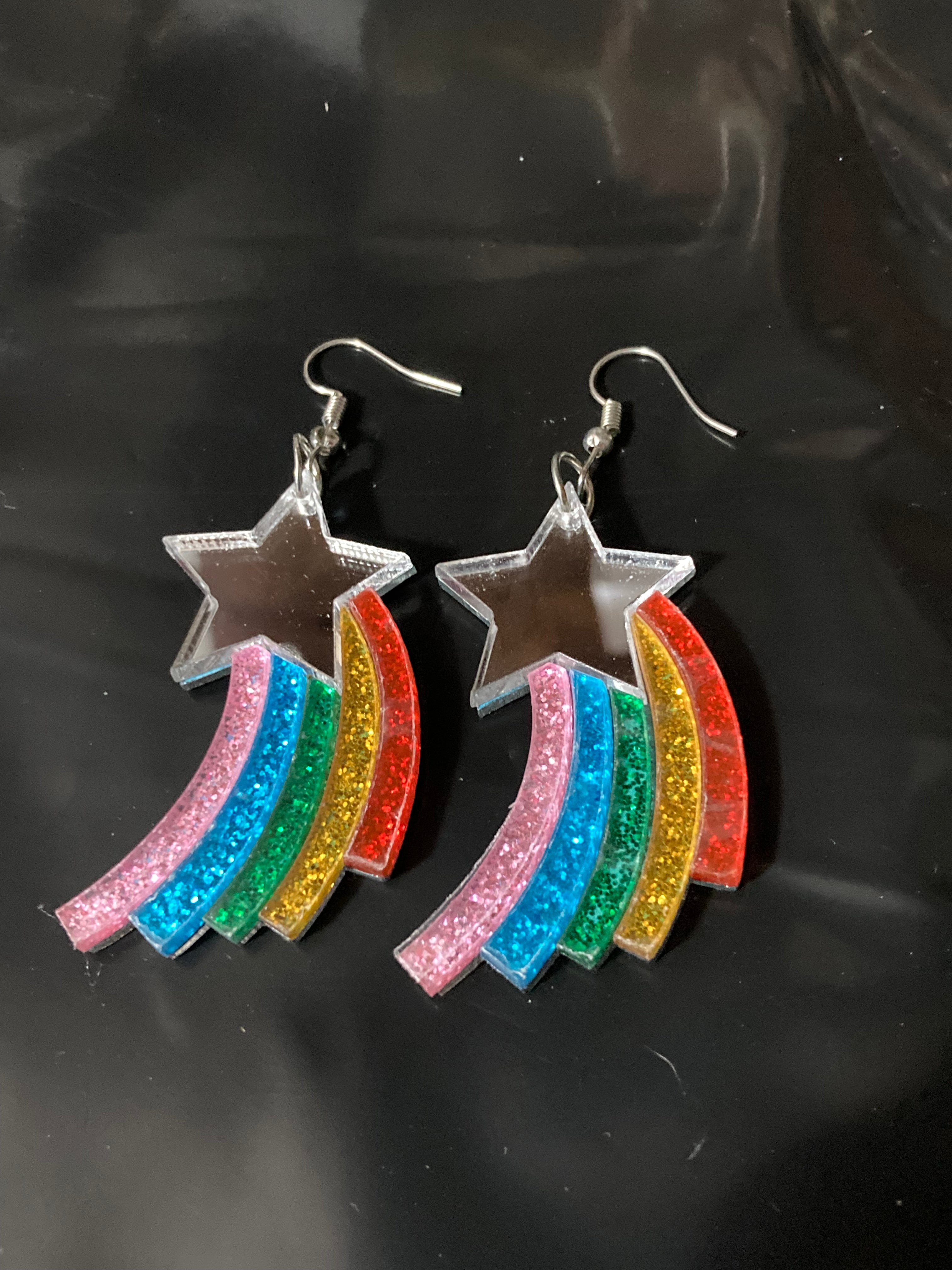 Acrylic rainbow shooting star mirror finish earrings