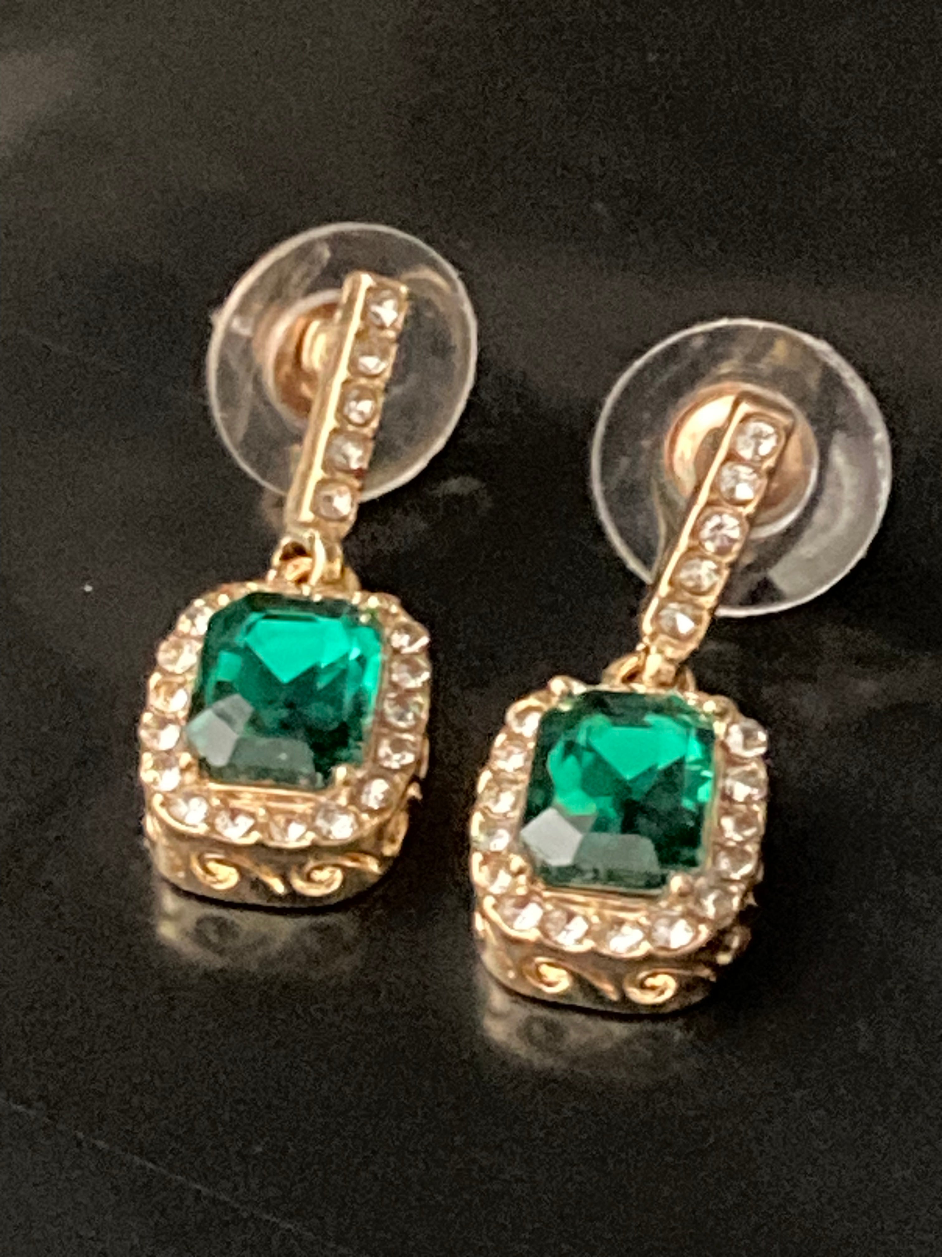 Emerald & clear diamanté antique style drop earrings