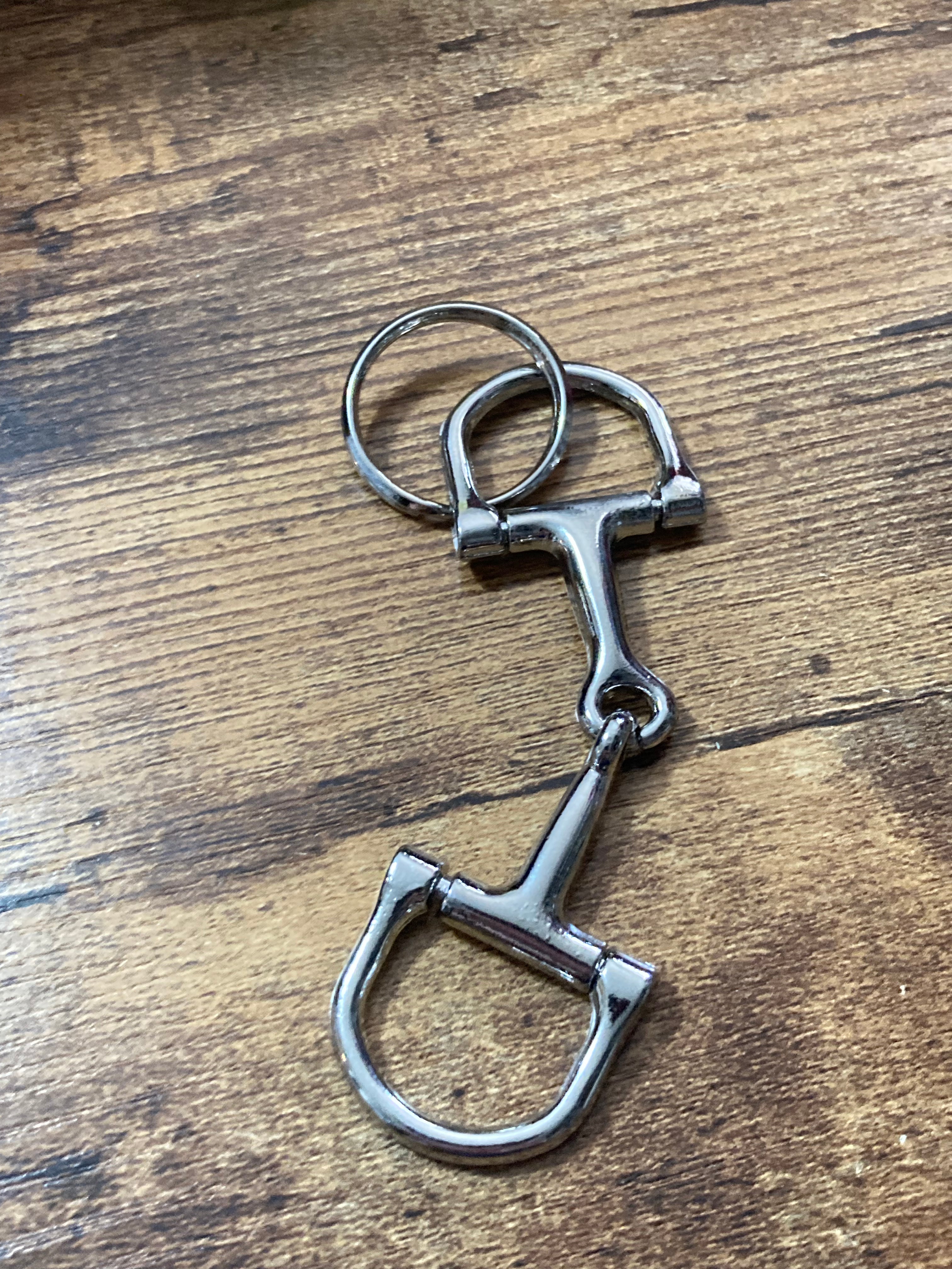 Silver horse bit snaffle keyring