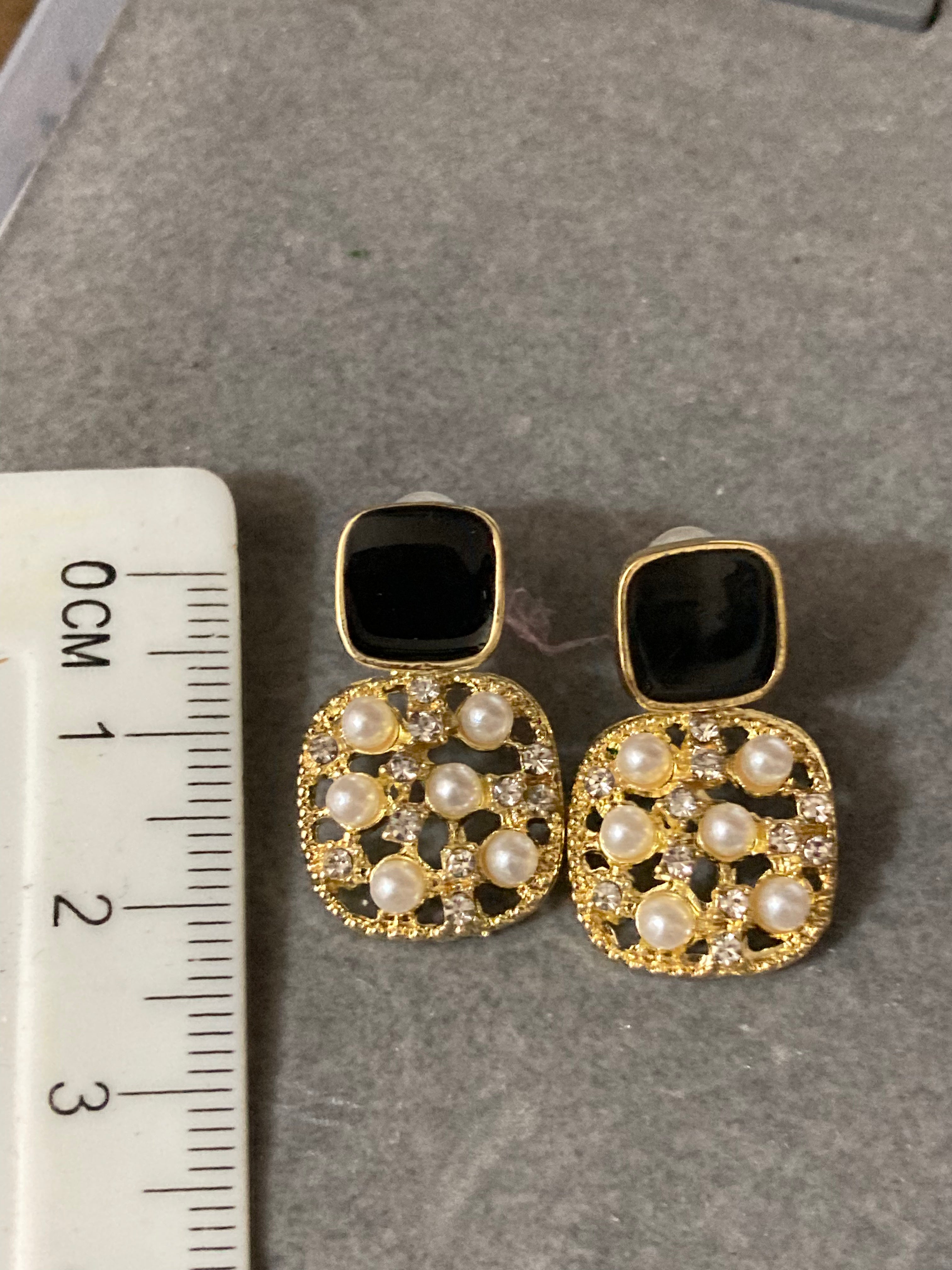 Black enamel and seed pearl gold tone drop earrings pierced