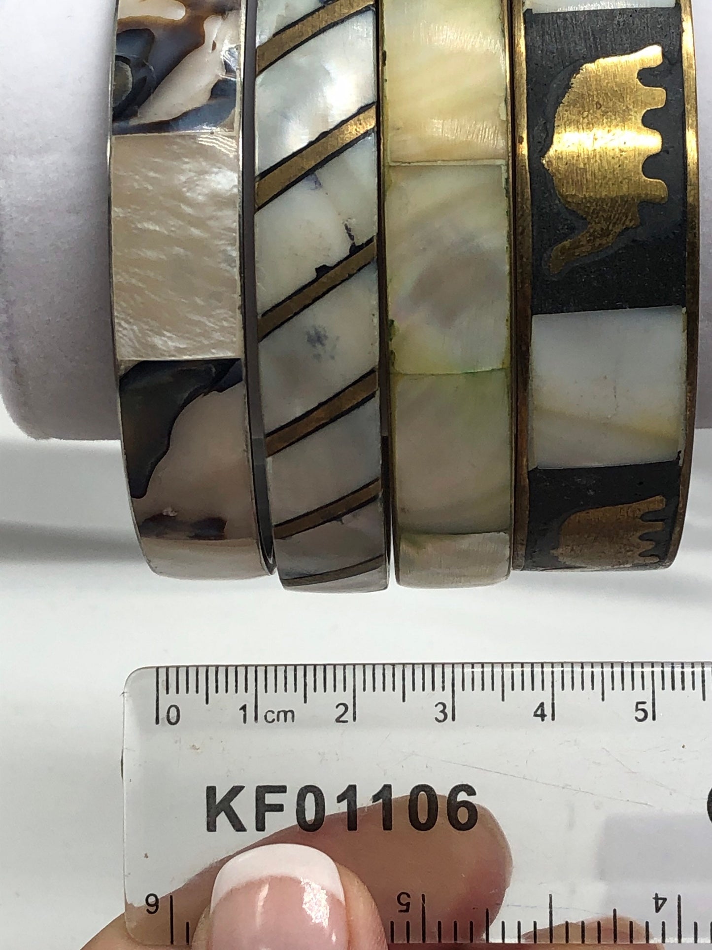 4 x vintage stacking bangles 5.5cm MOP pearl bracelets