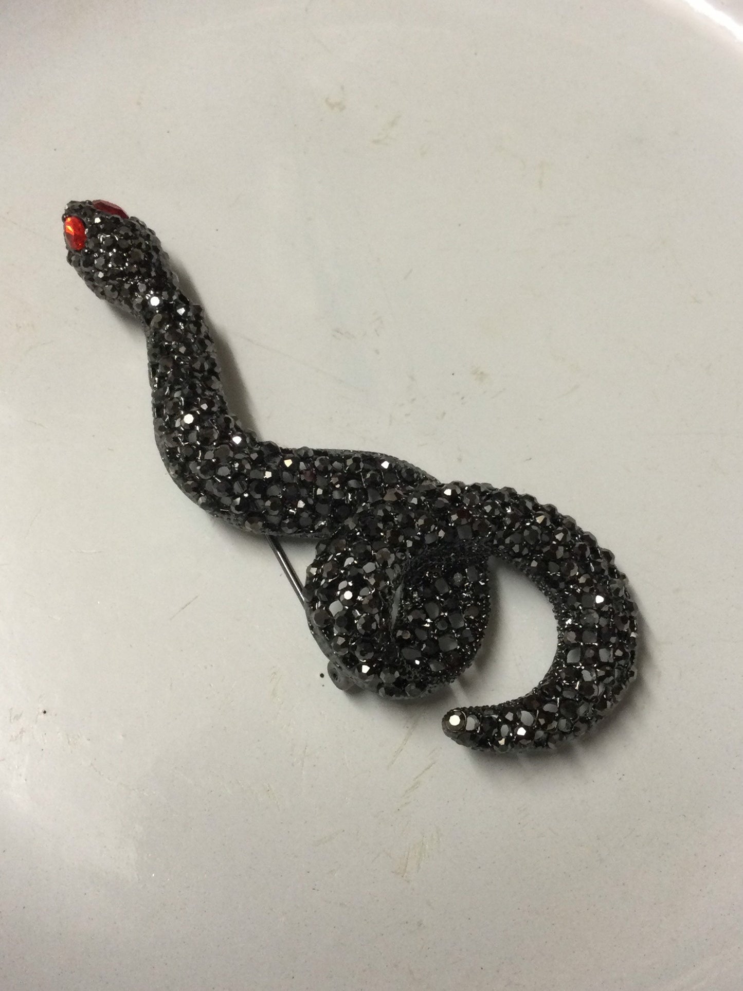 8cm long Retro dark Steel grey silver Tone marcasite metal with ruby red glass paste diamanté eye snake brooch combi pendant necklace