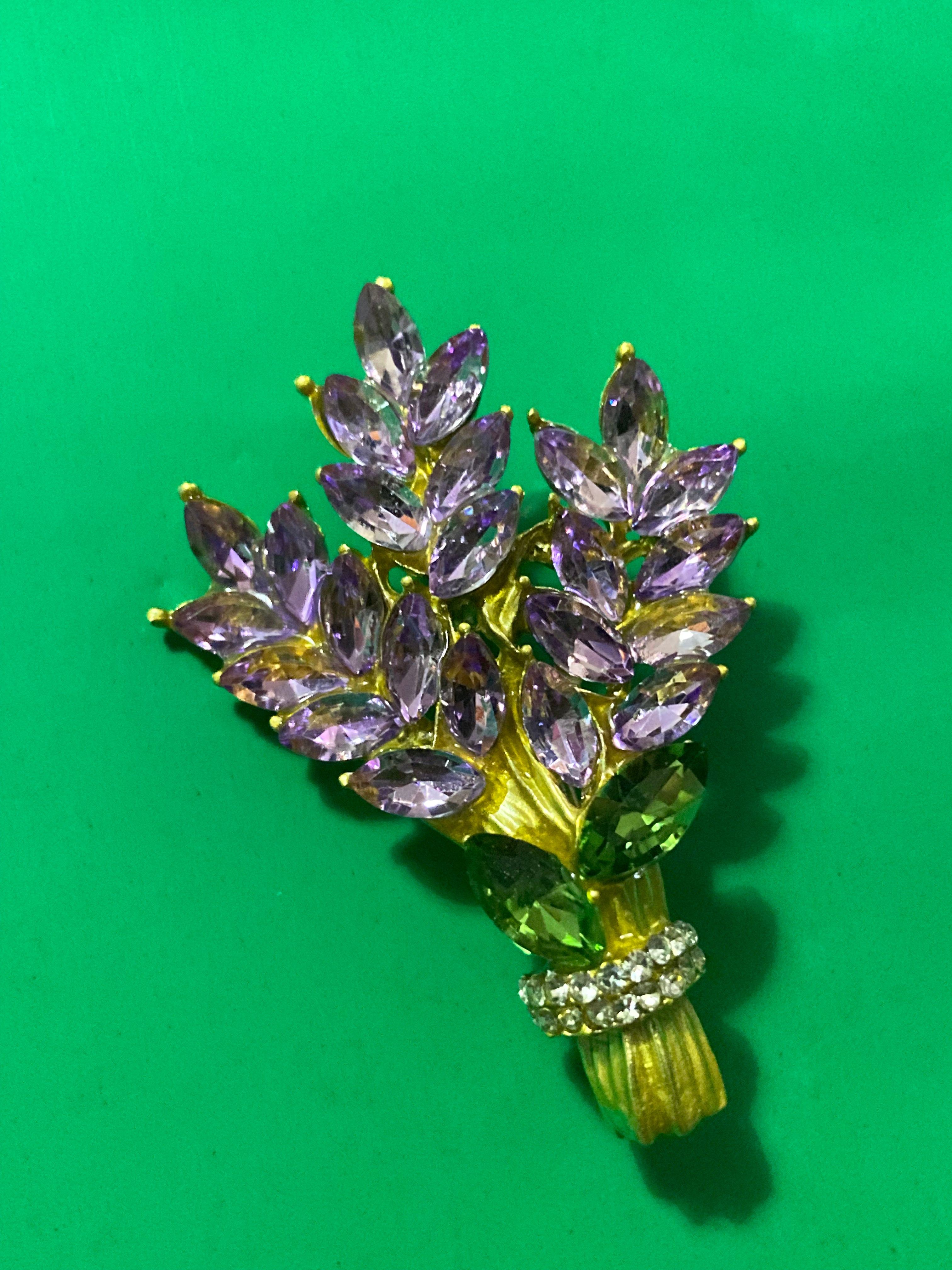 Diamanté lilac lavender floral brooch NEW