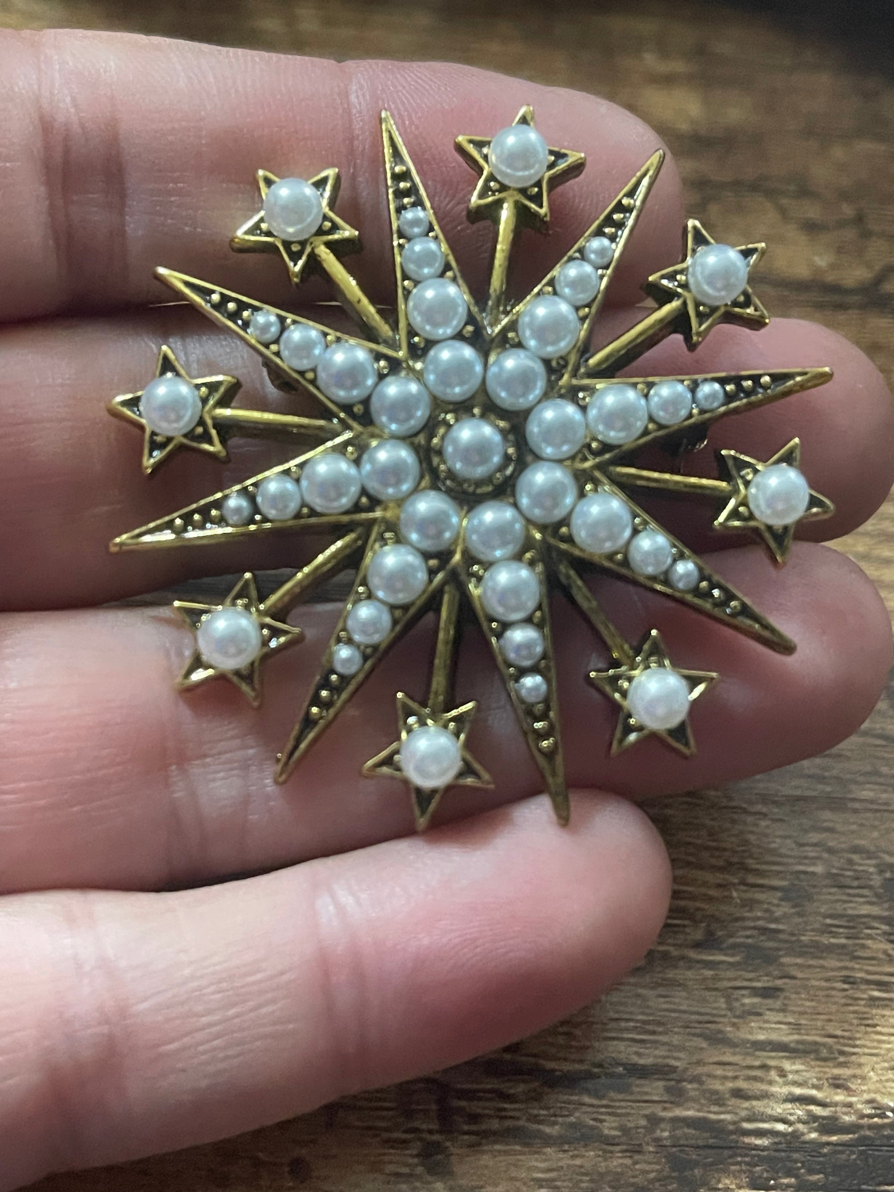 Large star brooch antique gold tone with seed pearls