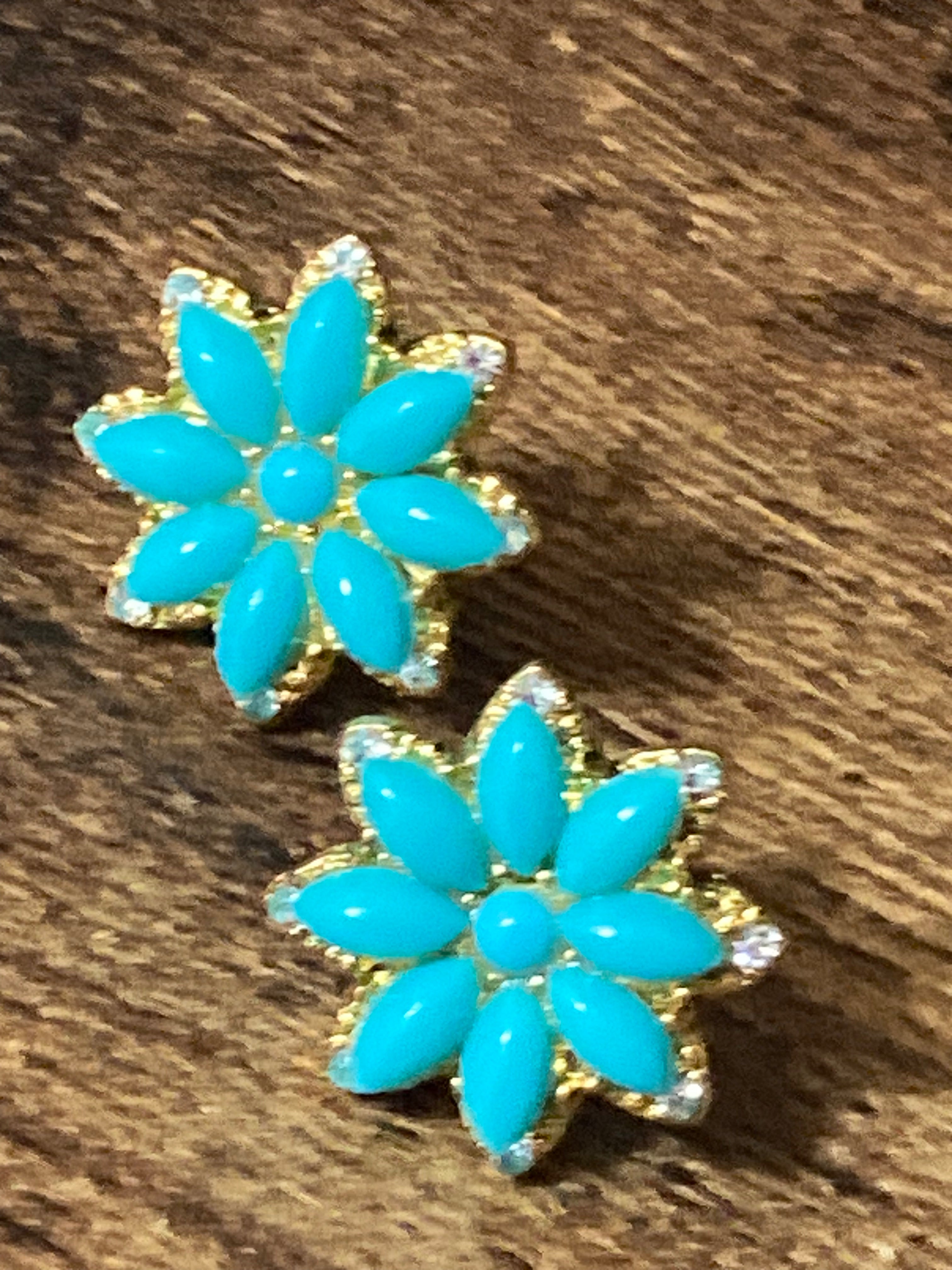 Small turquoise diamanté flower stud earrings