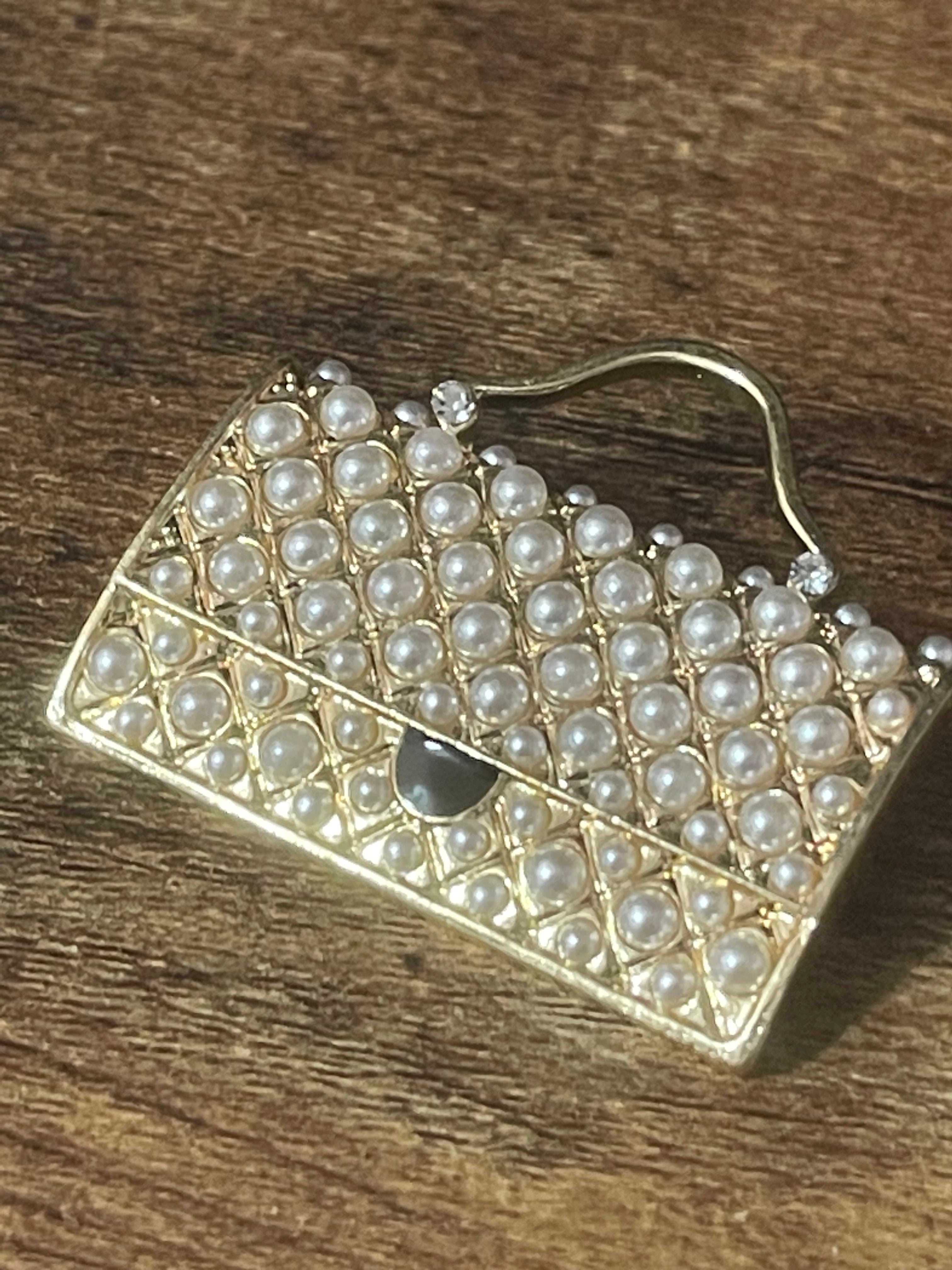 Novelty seed pearl handbag brooch gold tone