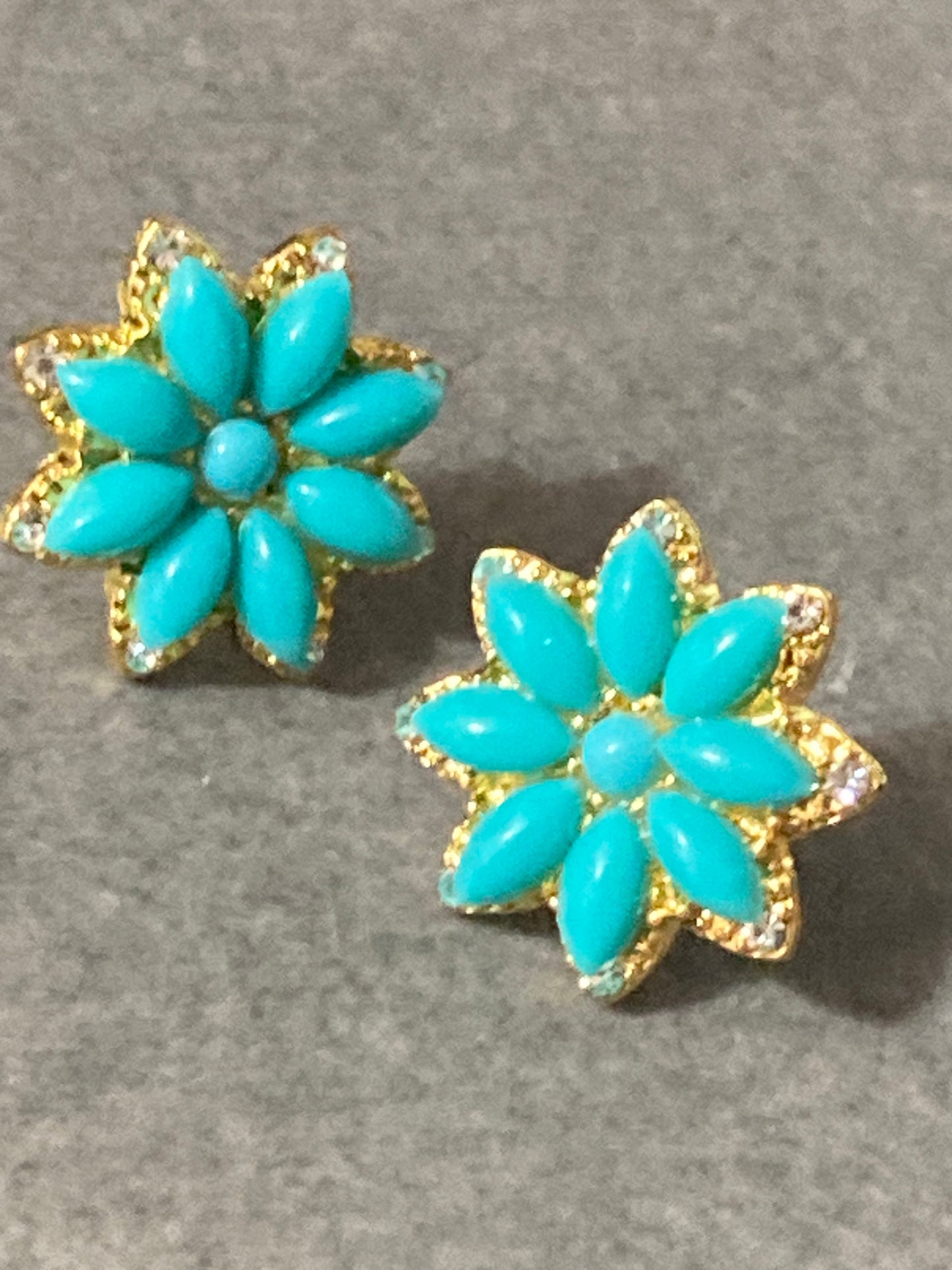 Small turquoise diamanté flower stud earrings