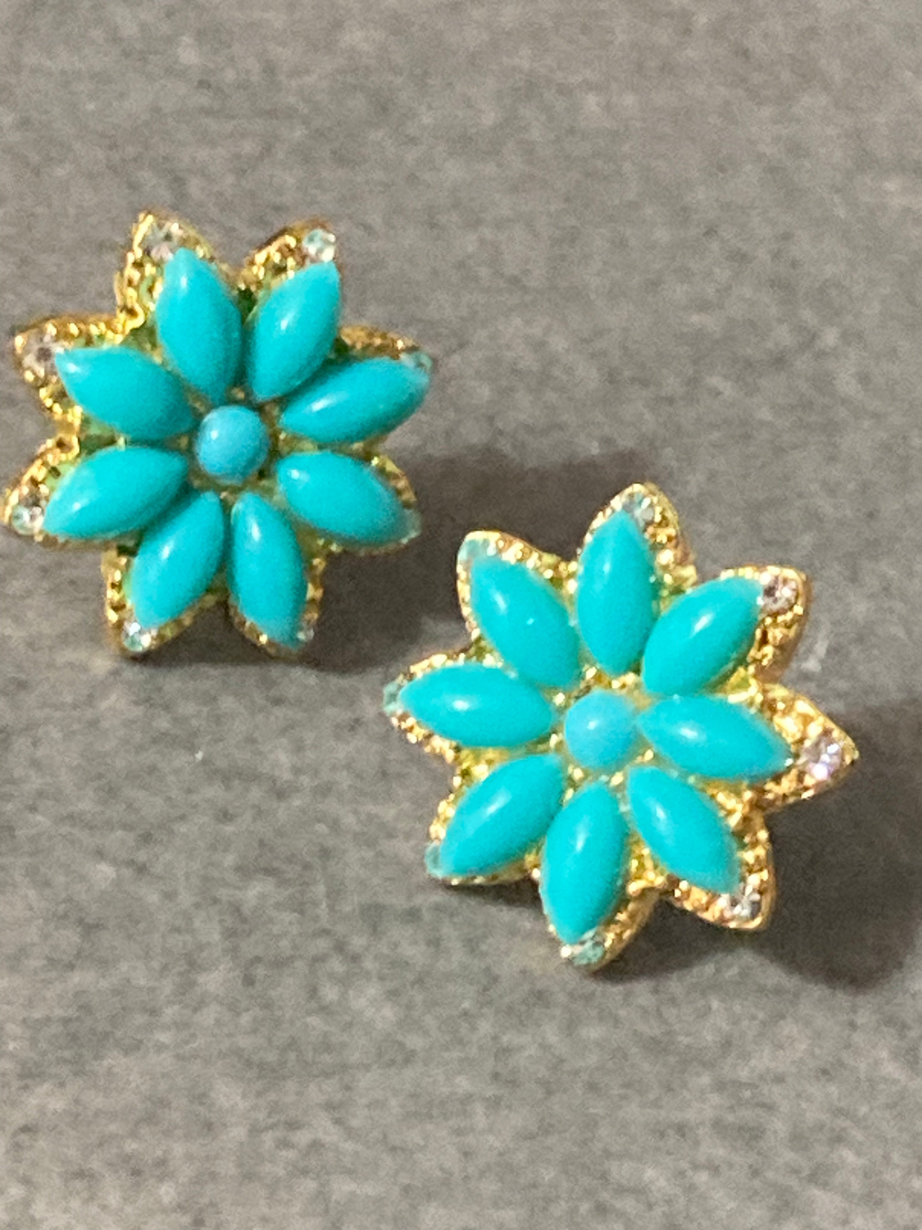 Small turquoise diamanté flower stud earrings