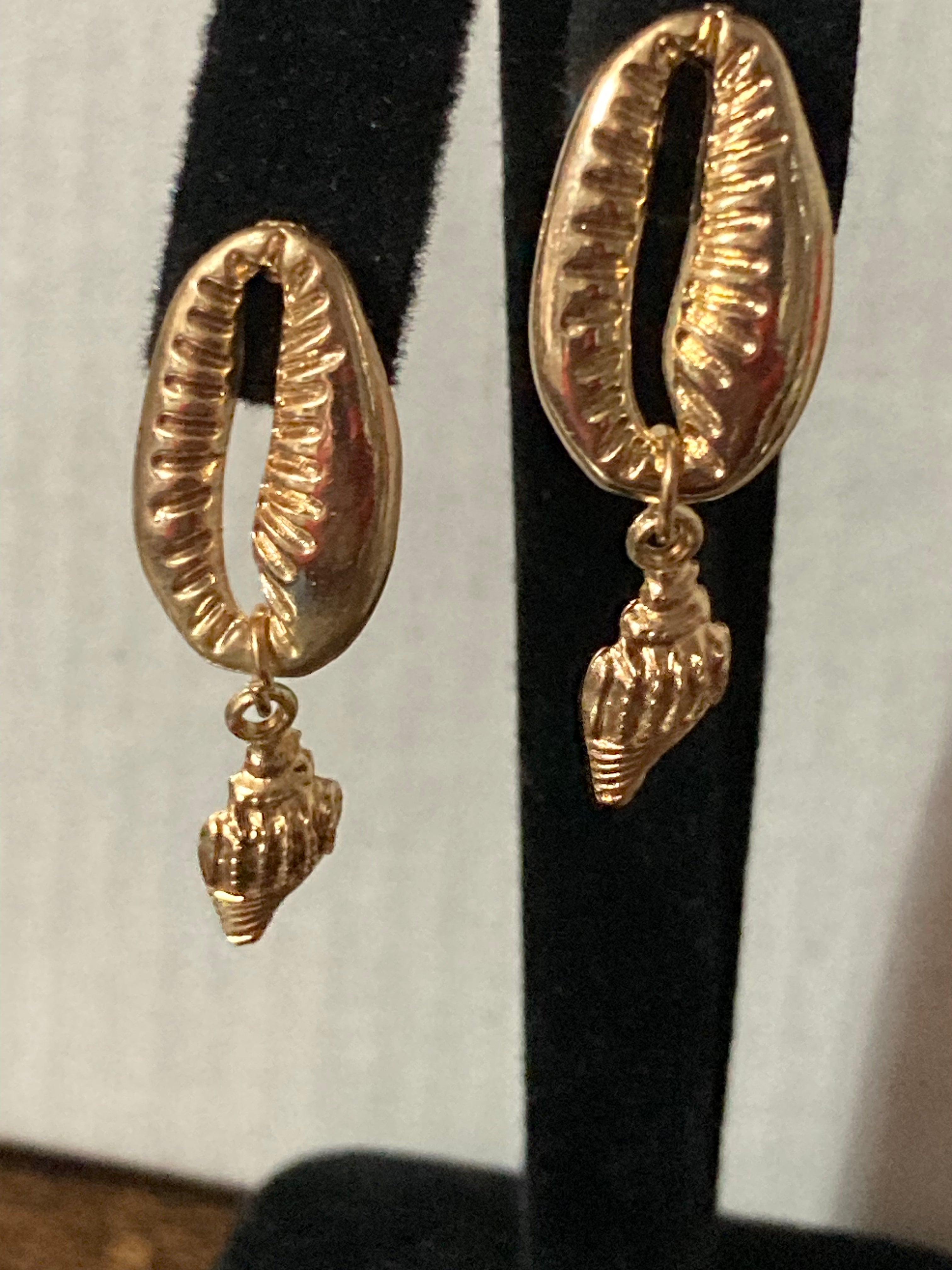 Gold conch shell nautical drop earrings